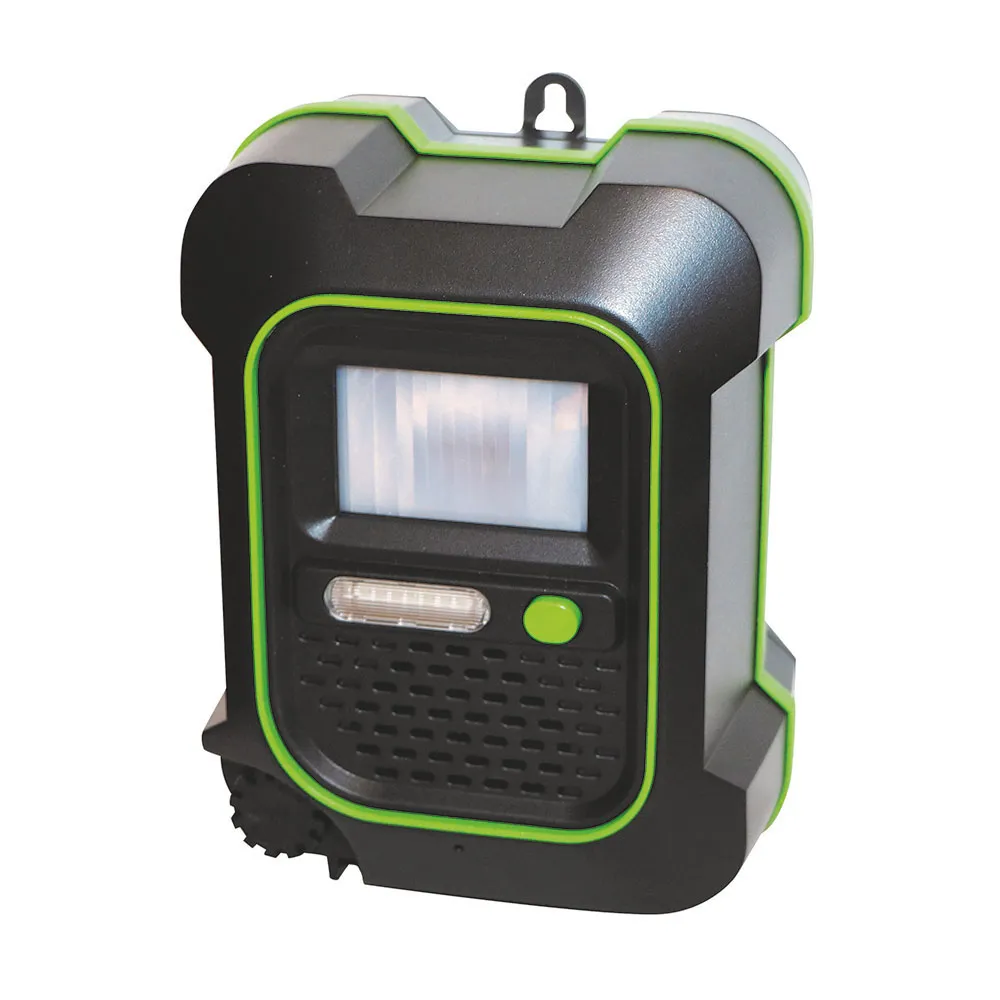 Weitech Ultrasonic and flash outdoor animal repeller