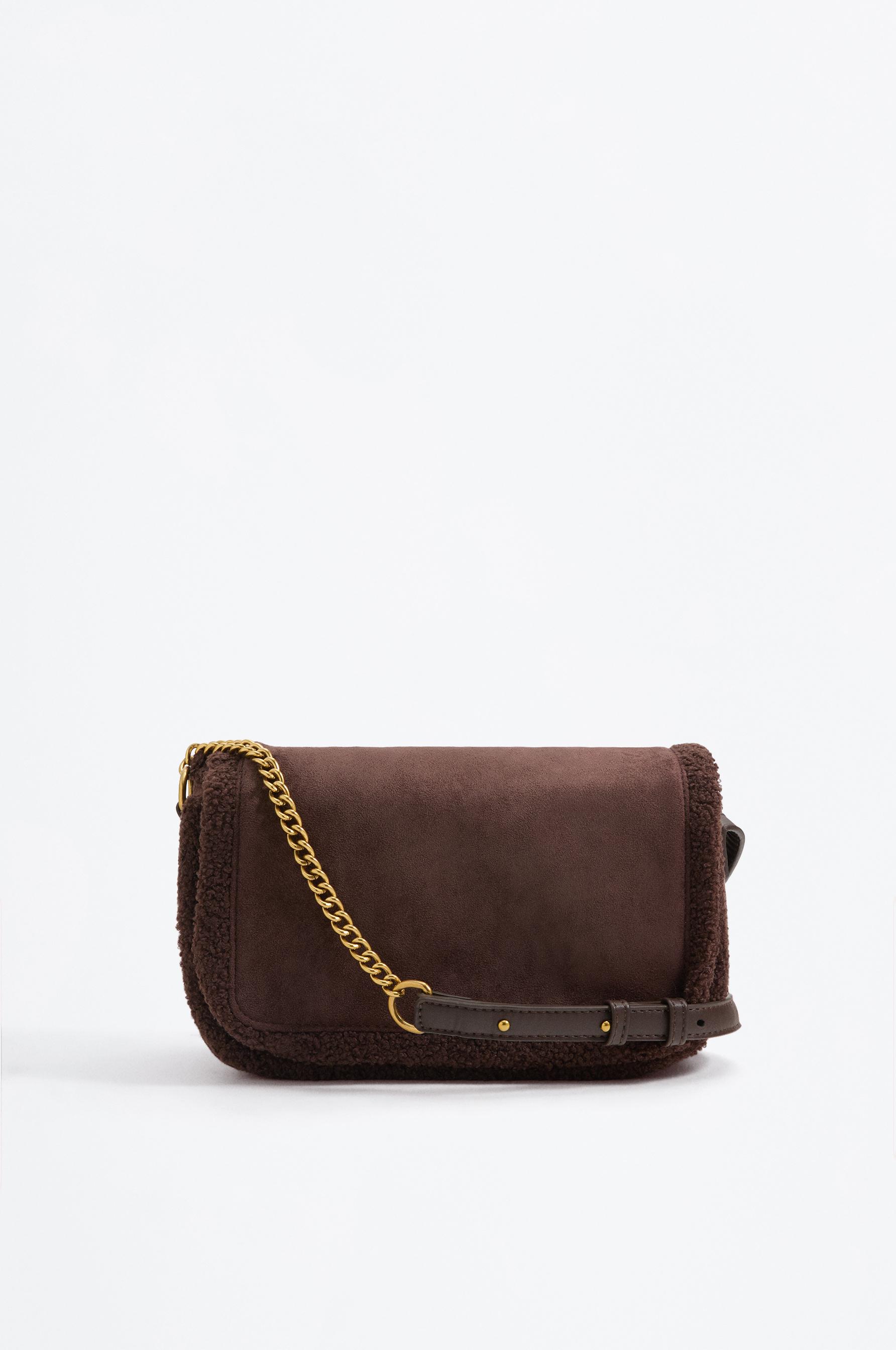 Bolso bandolera solapa detalle borreguito