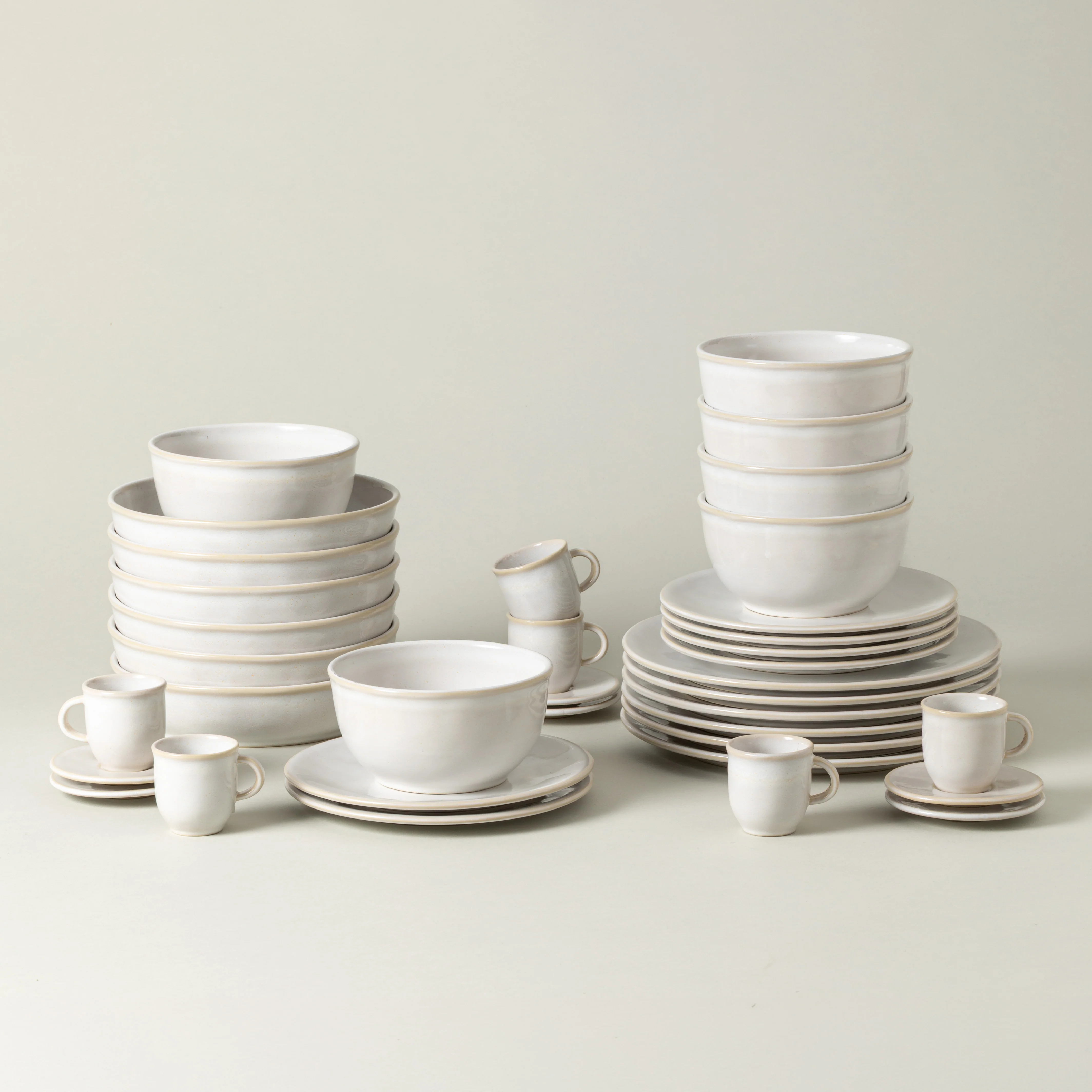 30-Piece Dinnerware Set with Coffee Cup Roda