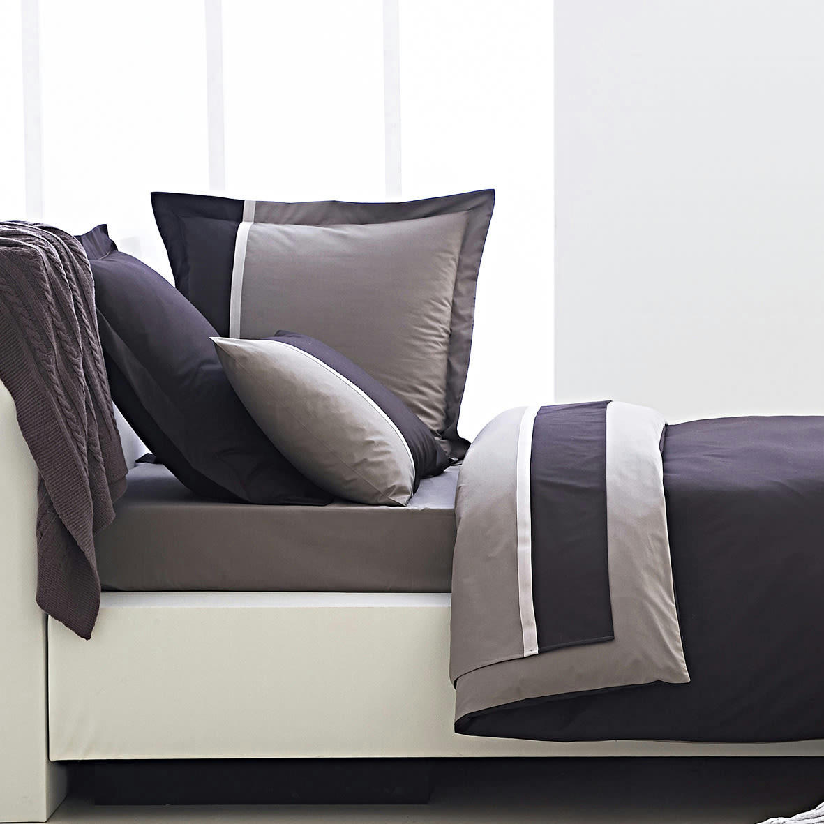 TOI&MOI - Taie de traversin bicolore en percale de coton tabac/43x190