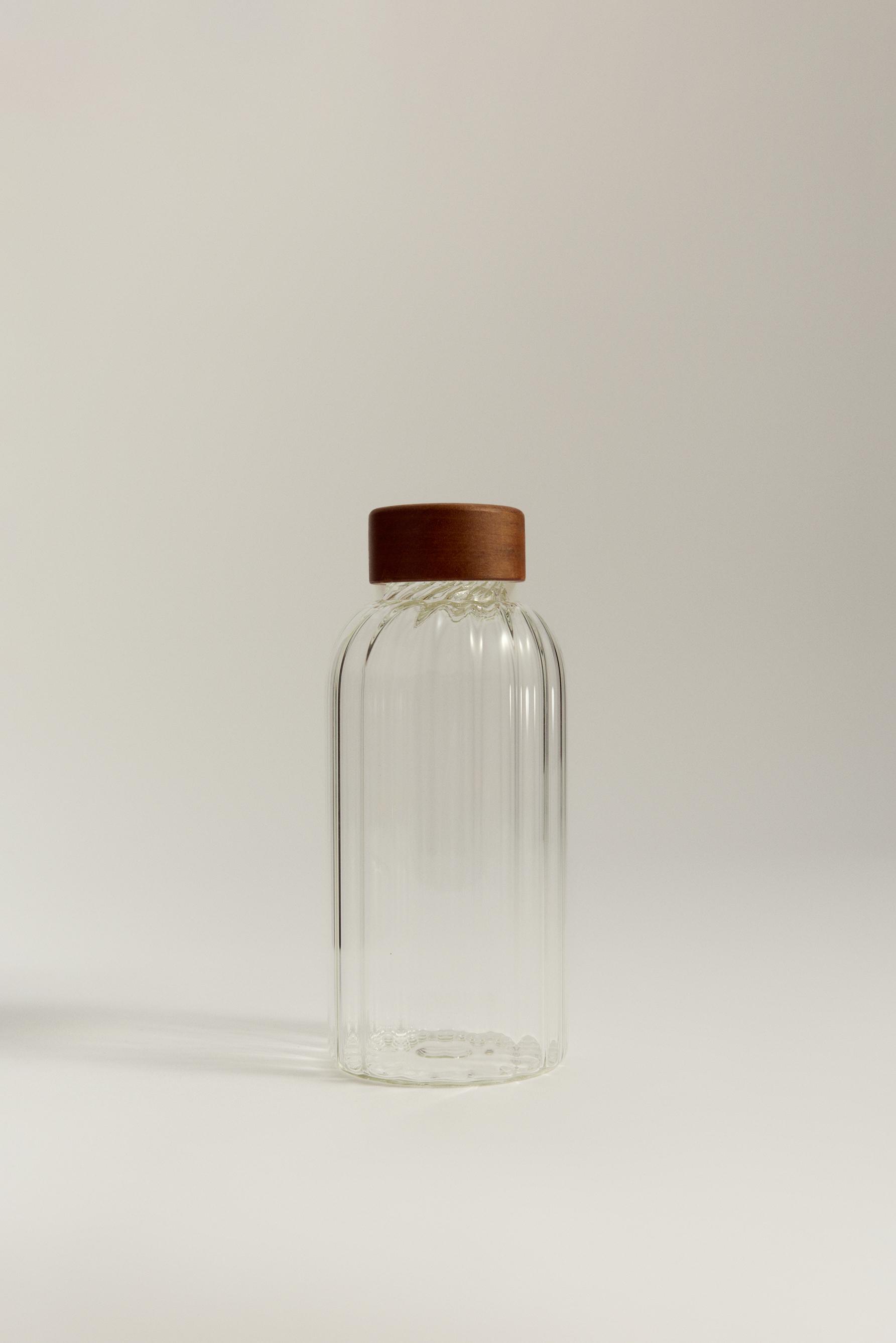 Botella cristal rayado