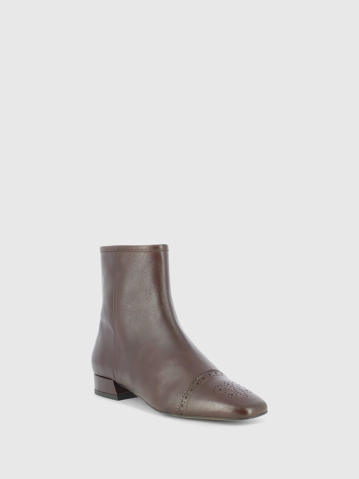 Botins com Fecho em Castanho