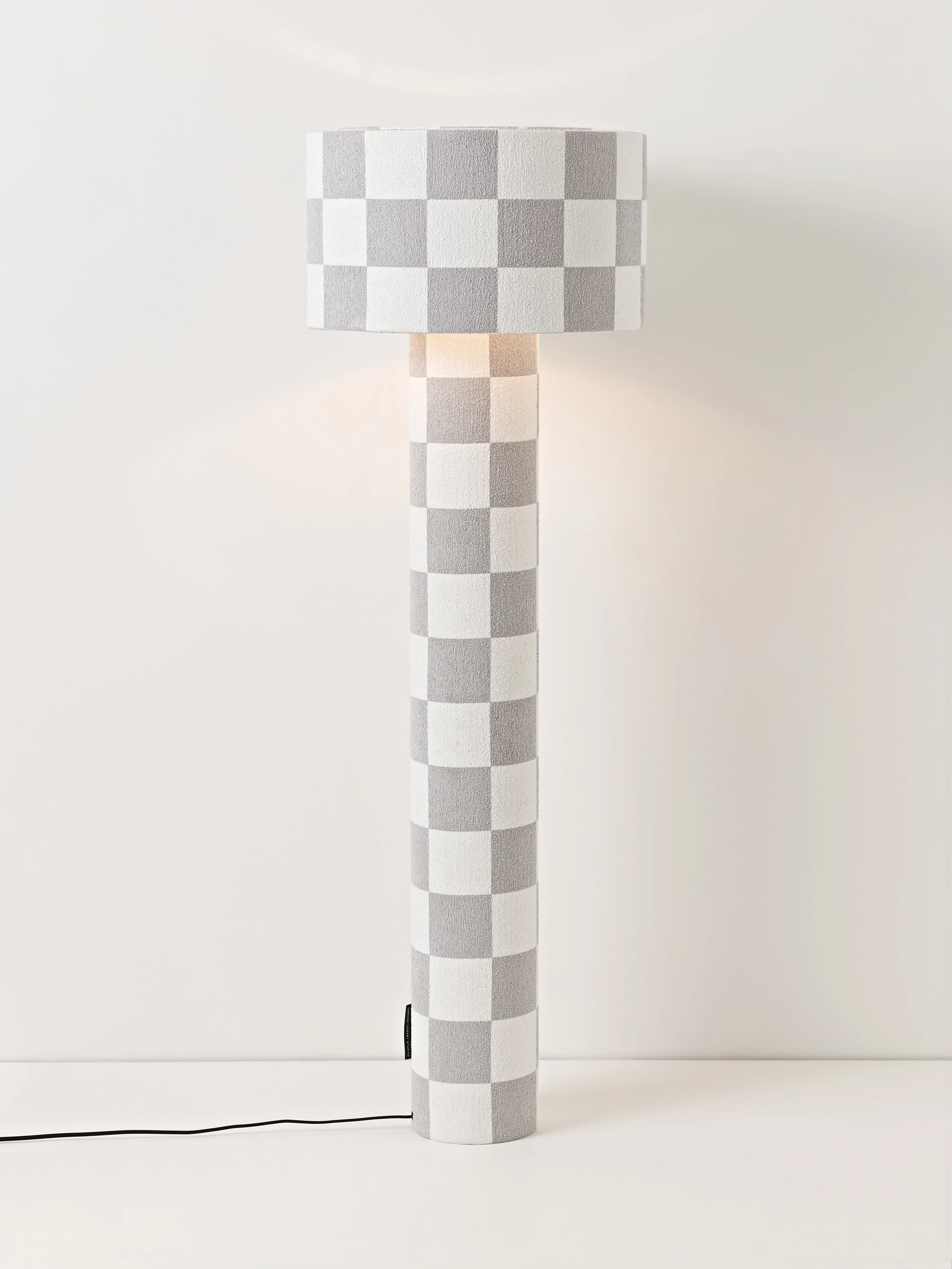 Westwing | Crosby Studios, Stehlampe Pied