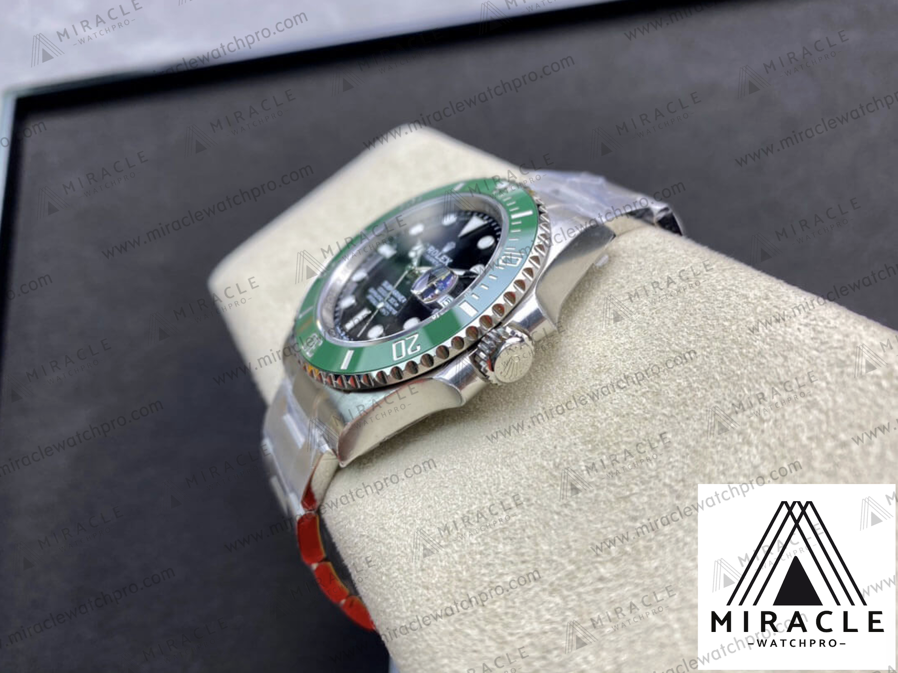 ROLEX-SUBMARINER-ref.M126610LV-0002-Elite Clone-41mm-Replica Watch