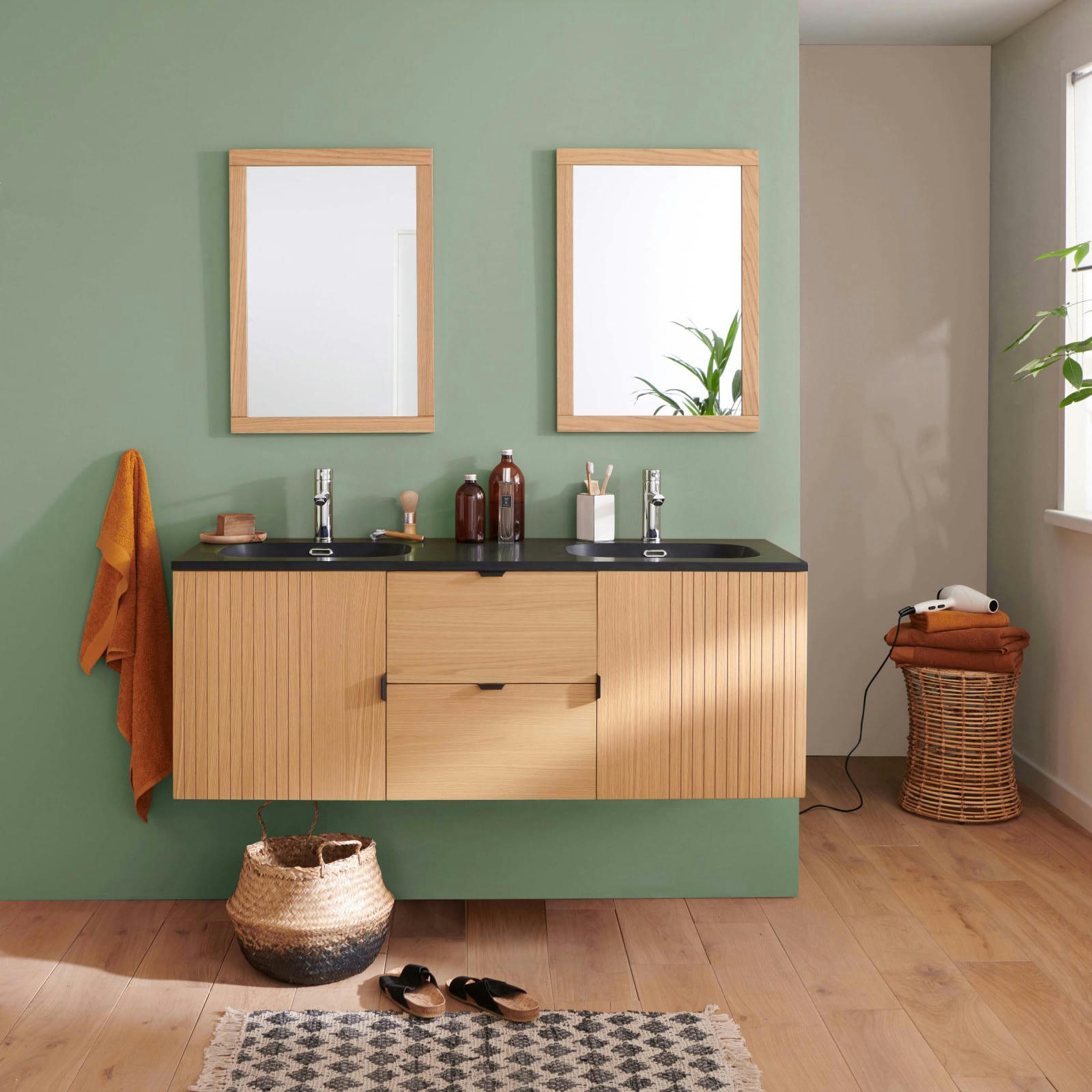 STUDIO - Meuble double vasque 140cm chêne STUDIO suspendu + miroir carré