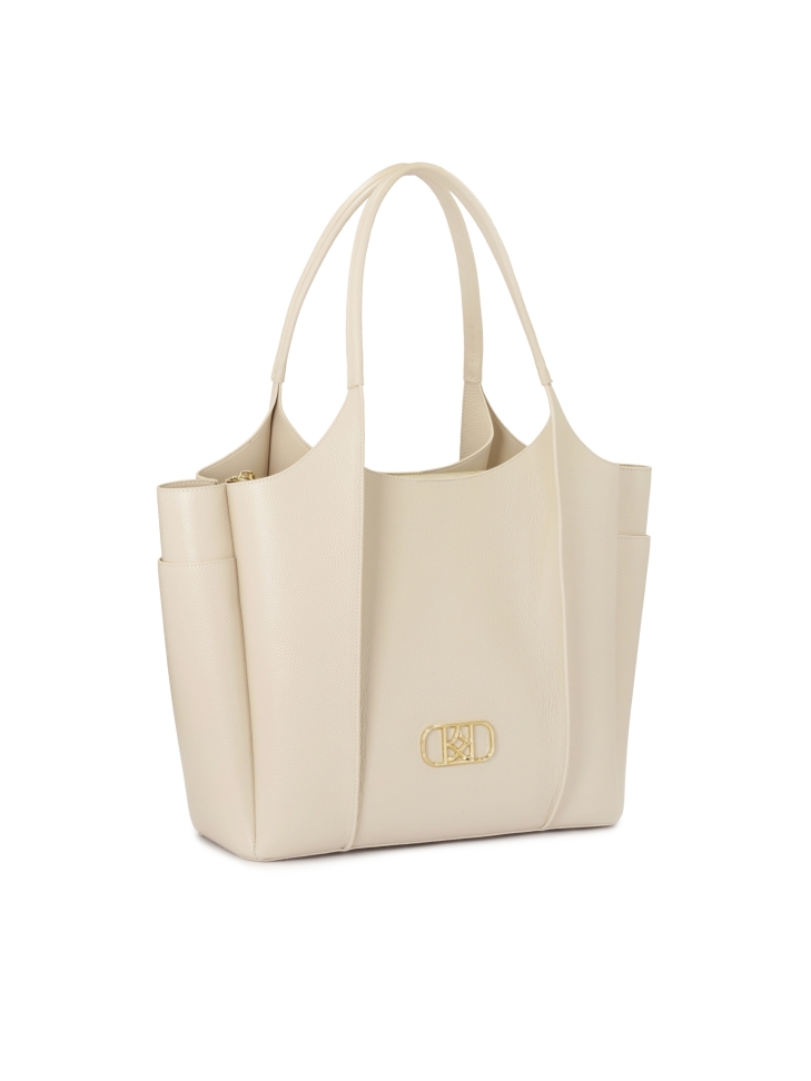 Capacious cream shoulder bag