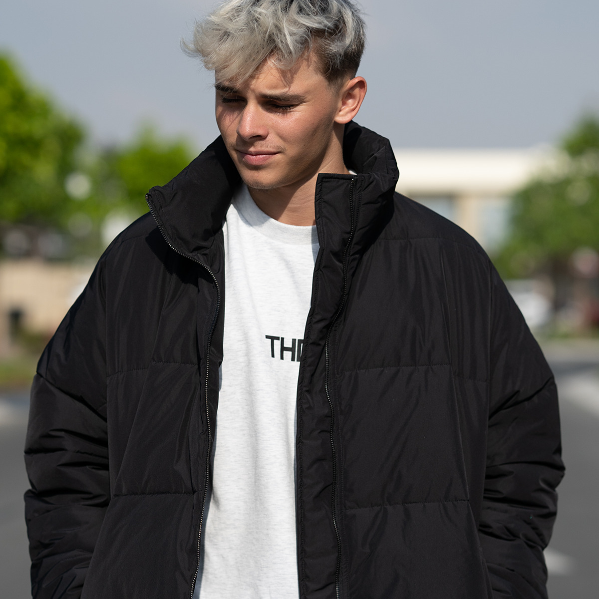 THEAD. -  - Black