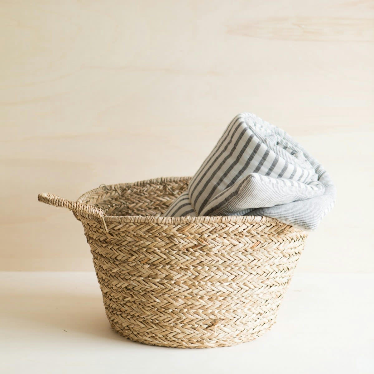 LES ESSENTIELS - Edredon en lin lavé noir/crème 90x190