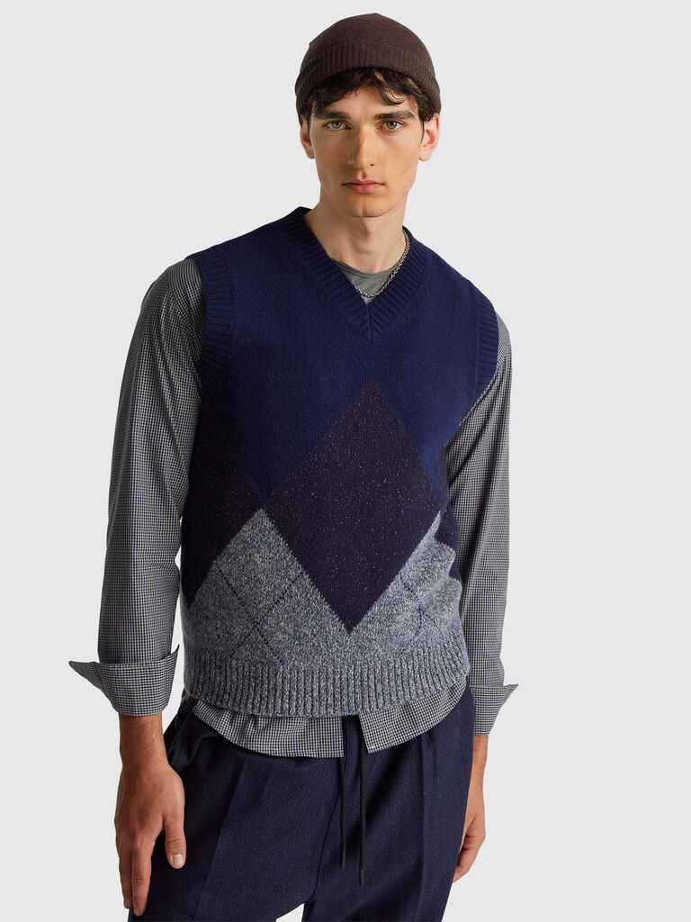 Diamond vest in wool blend