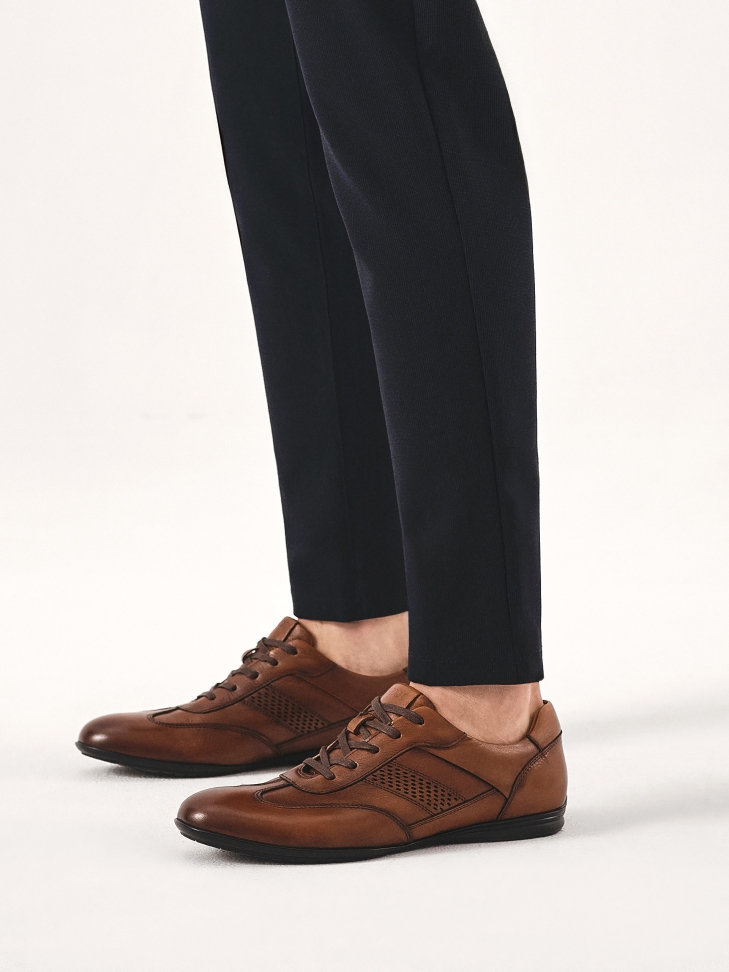 Brown shoes in smart casual style