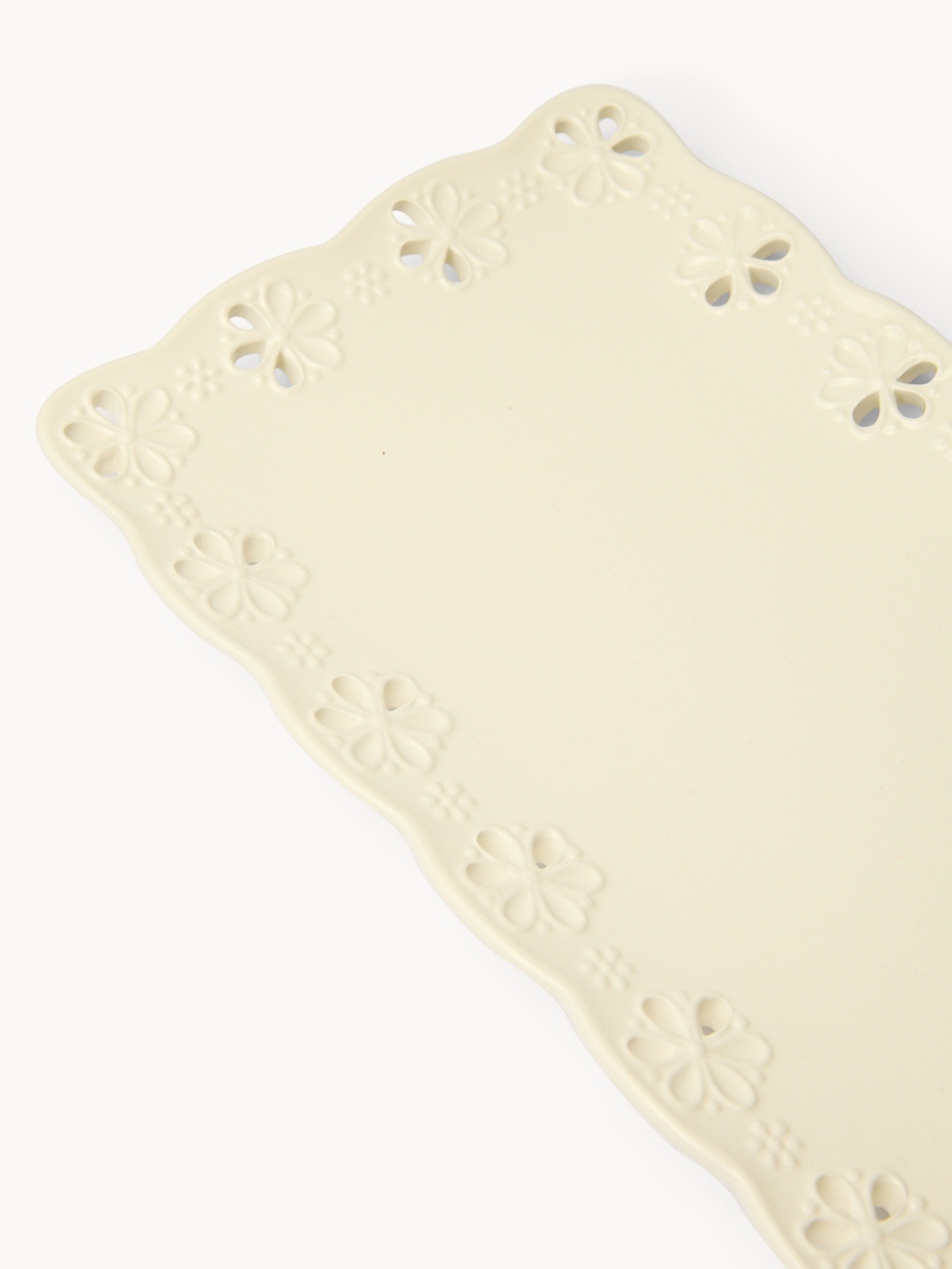 Vassoio in ceramica traforata - Prezzo di lancio