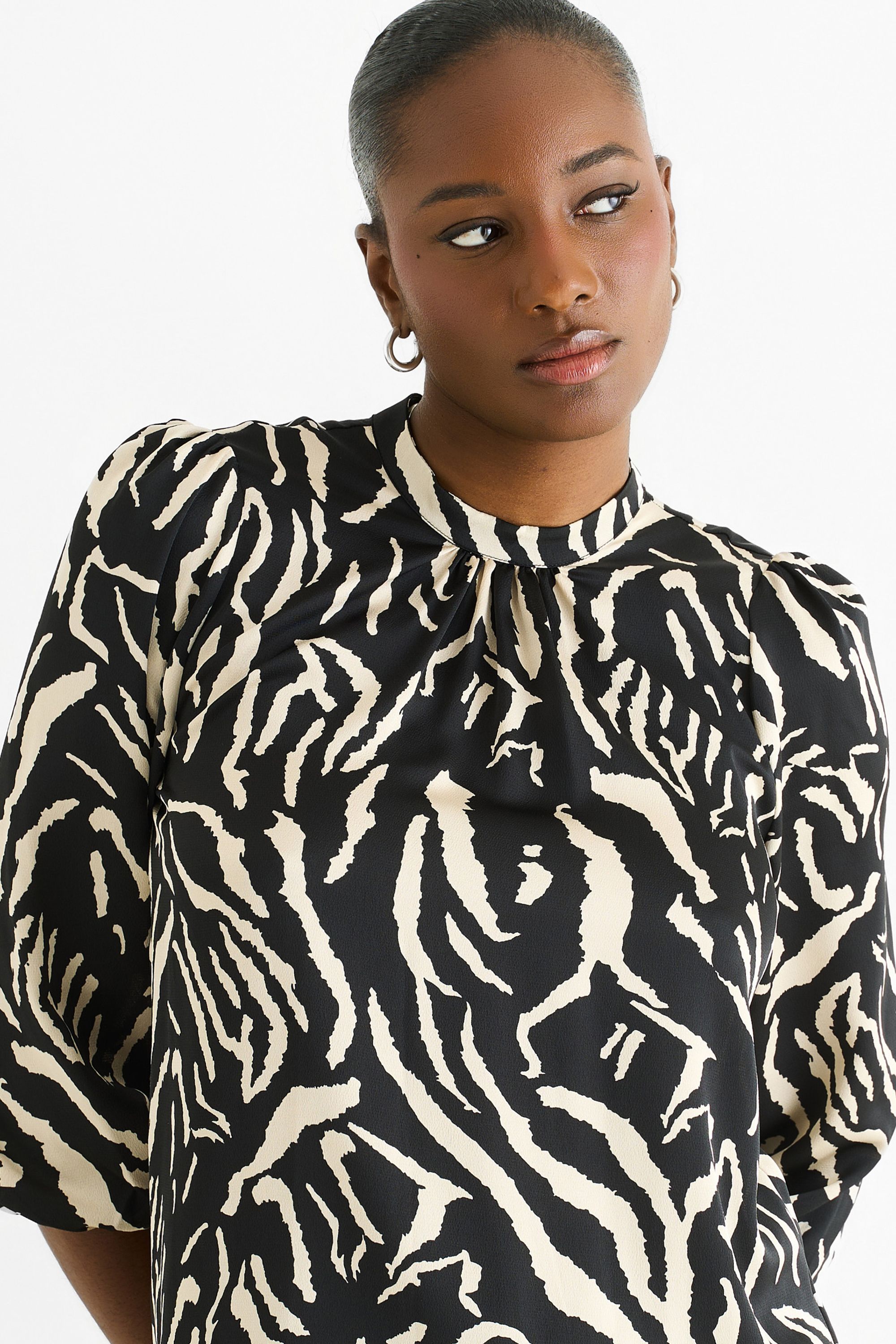 Gini London Black Animal High Neck Satin Blouse