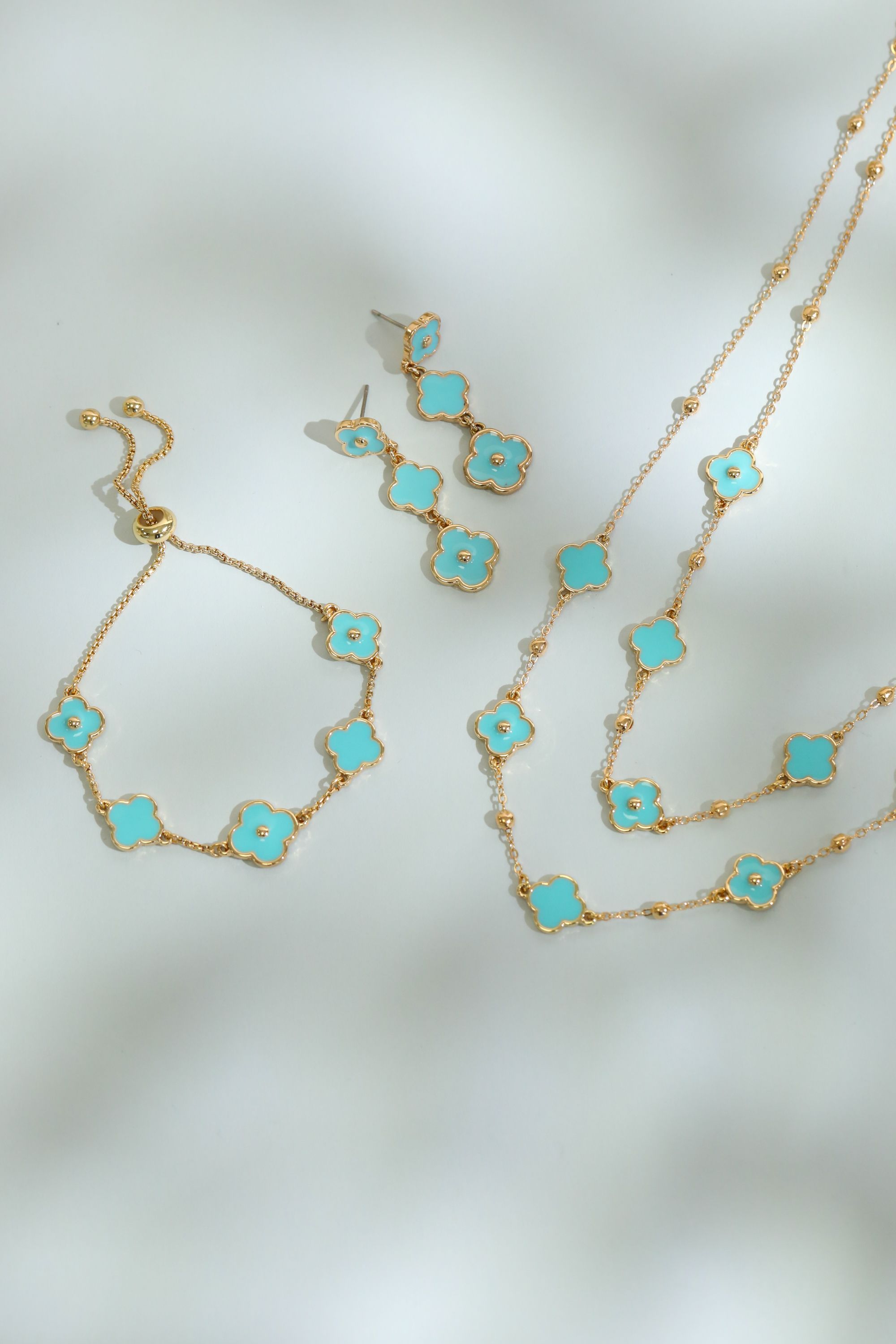 Mood Gold Plated and Turquoise Clover Bracelet