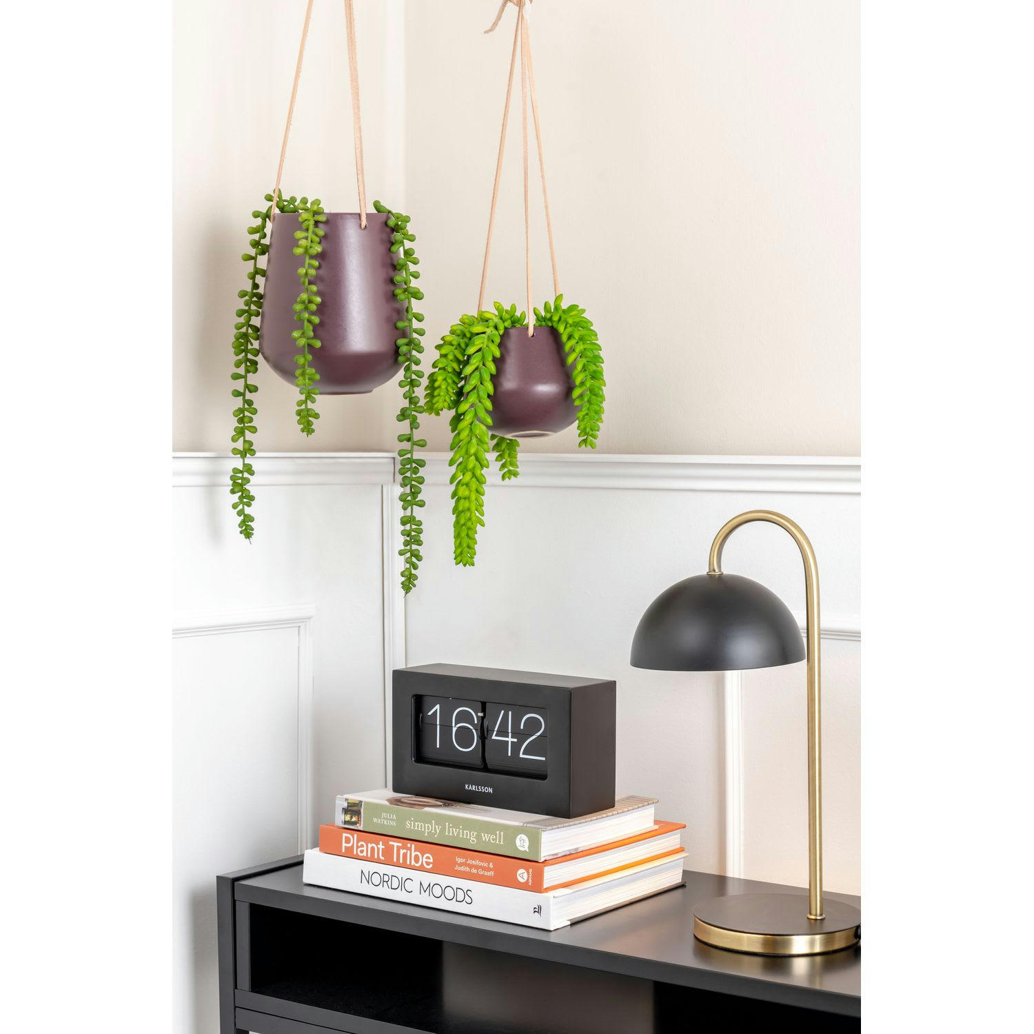 SKITTLE - Pot à suspendre finition mat violet foncé