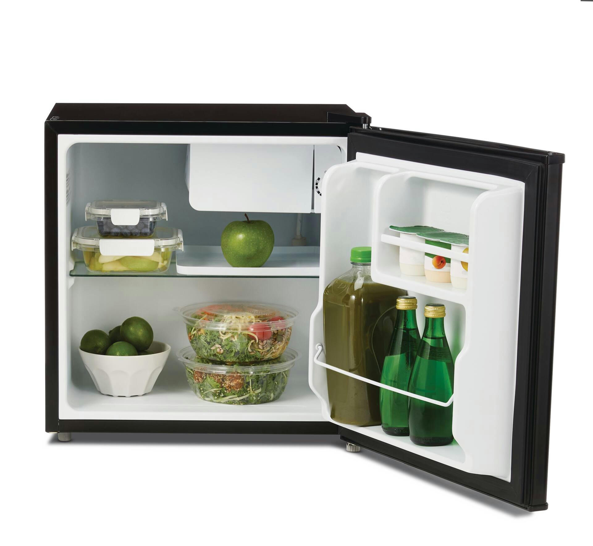 MASTER Chef Energy Star Compact Mini Bar Refrigerator, 1.6 Cu-Ft, Black