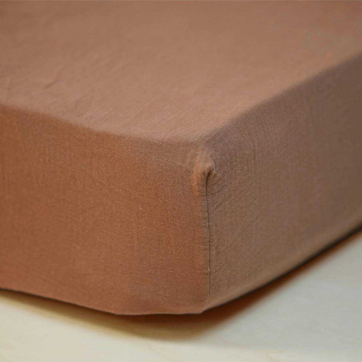 LES ESSENTIELS - Drap housse en gaze de coton terracotta 180x200