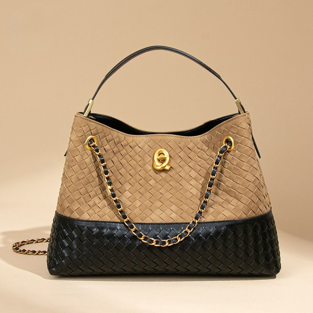 PEACH ACCESSORIES Woven Two-Tone Chain Shoulder Bag