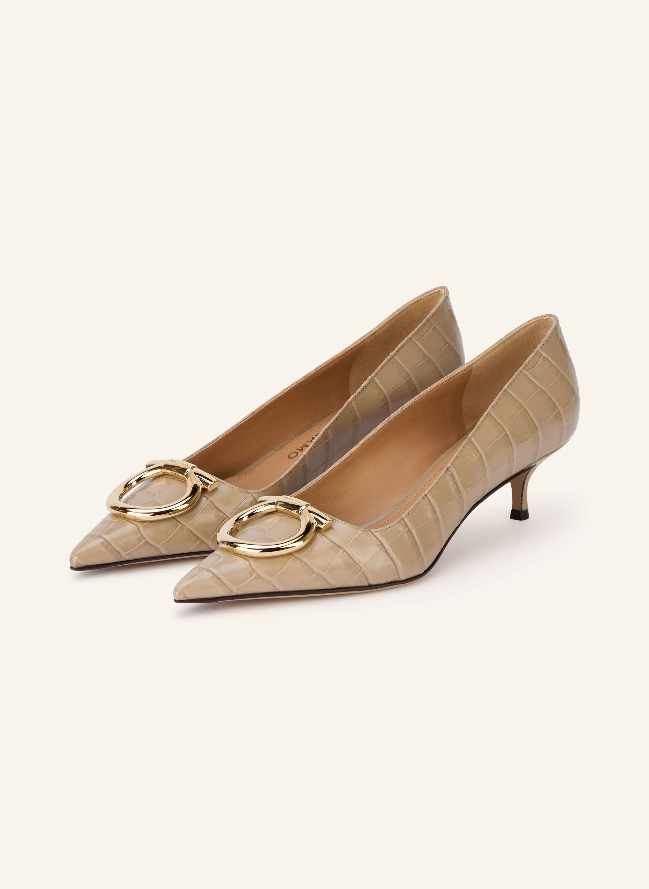 FERRAGAMO Pumps LARA