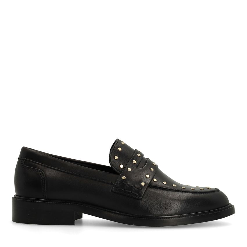 Manfield Zwarte leren loafers met goudkleurige studs