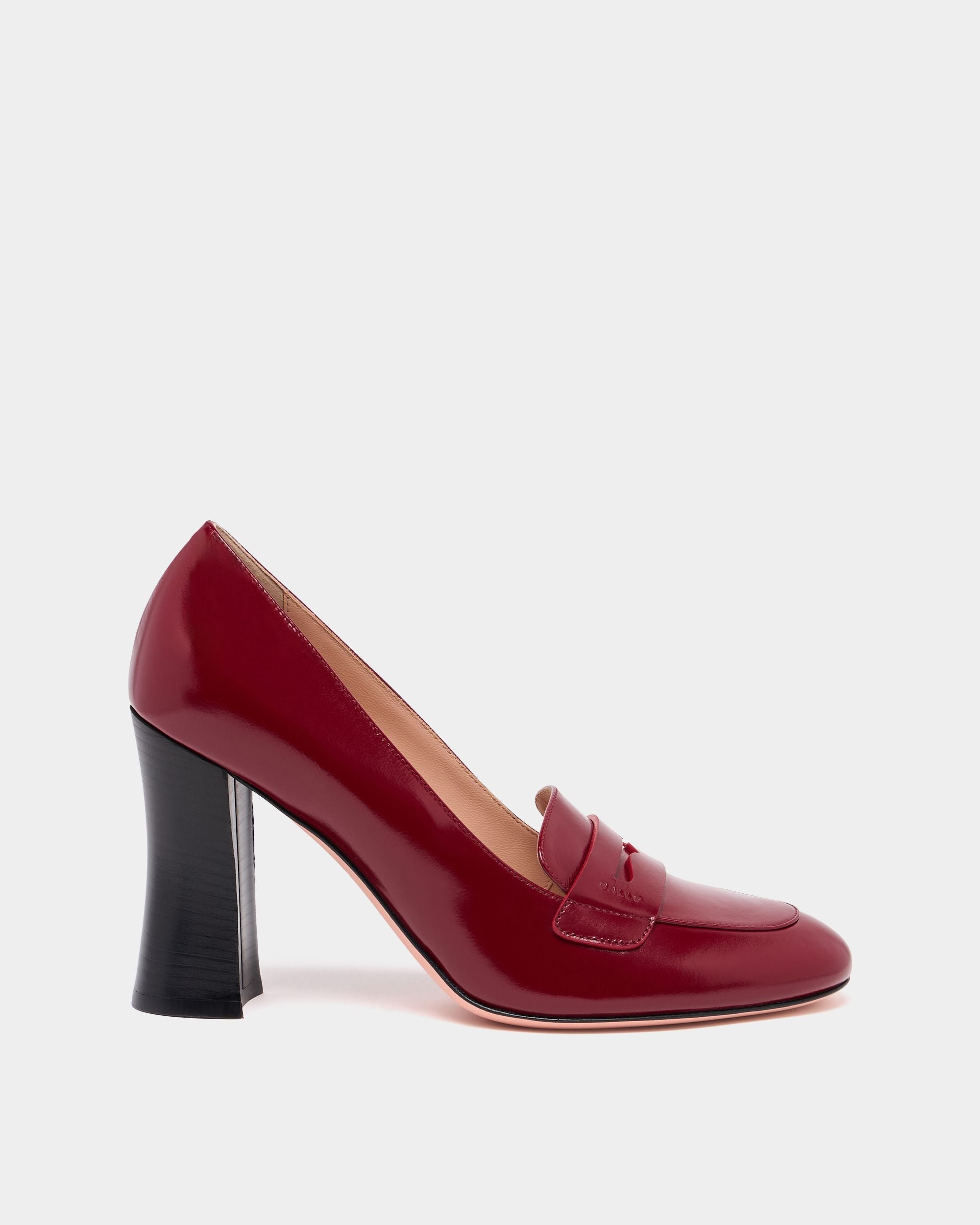 Saule Loafer aus Leder in Rubinrot