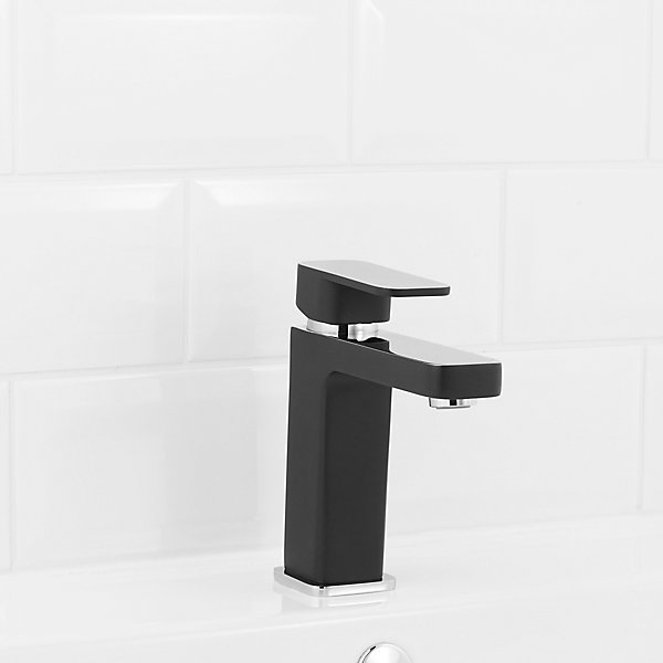 Mitigeur de lavabo noir H.16,6 cm GoodHome Pazar
