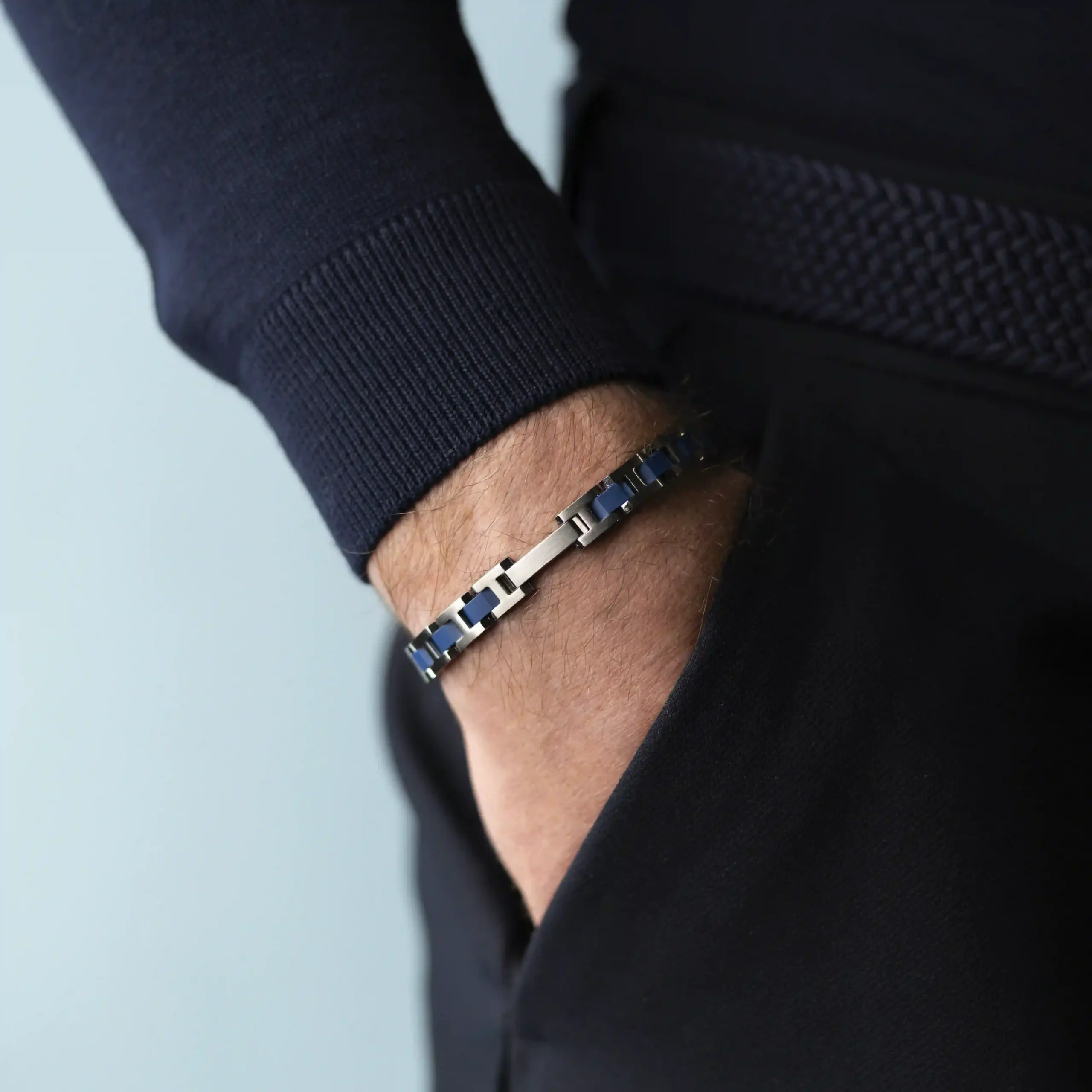 BRACELET CAP CAMARAT – ACIER & CÉRAMIQUE BLEUE
