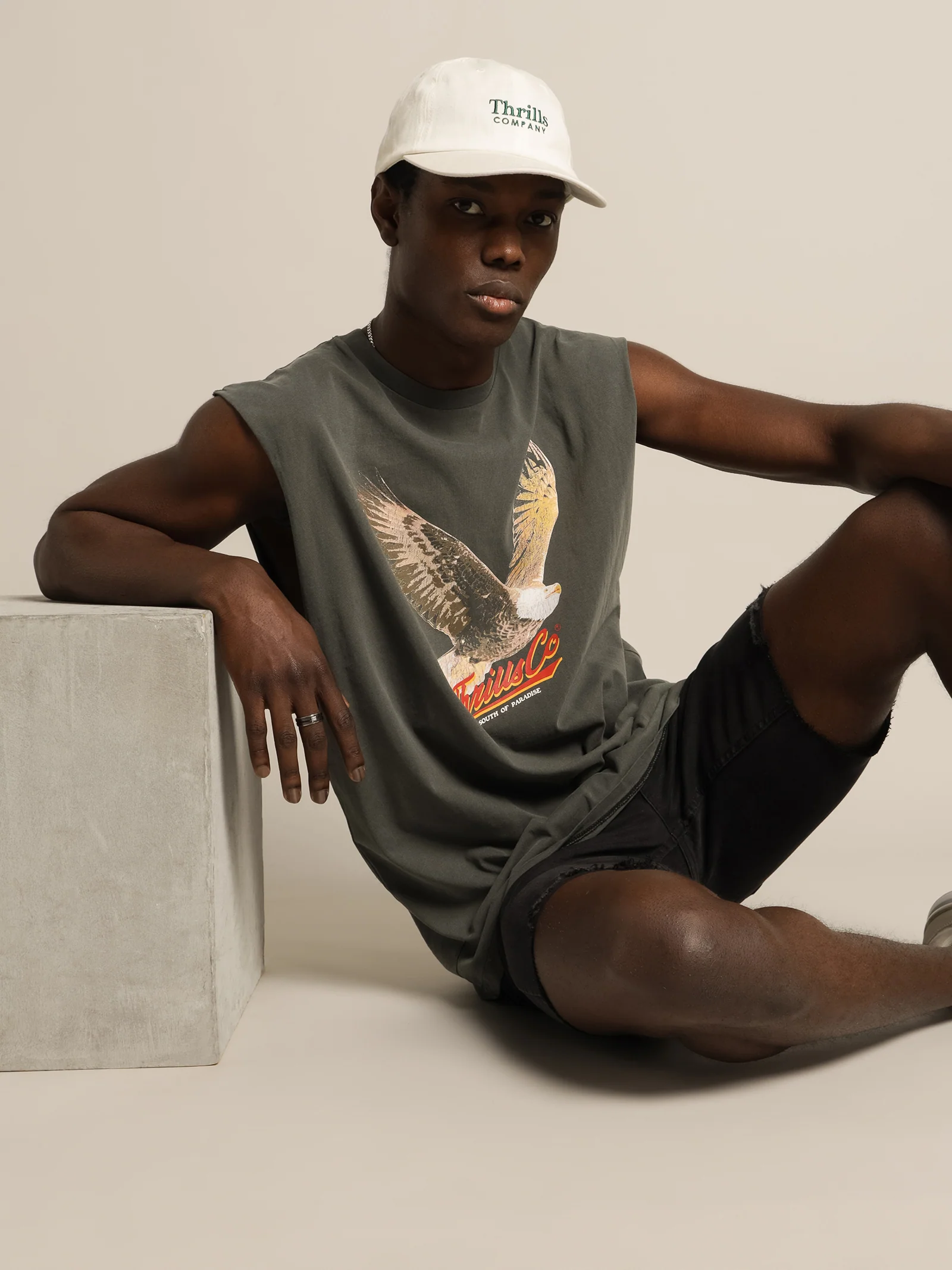 Minimal Thrills Merch Fit Muscle