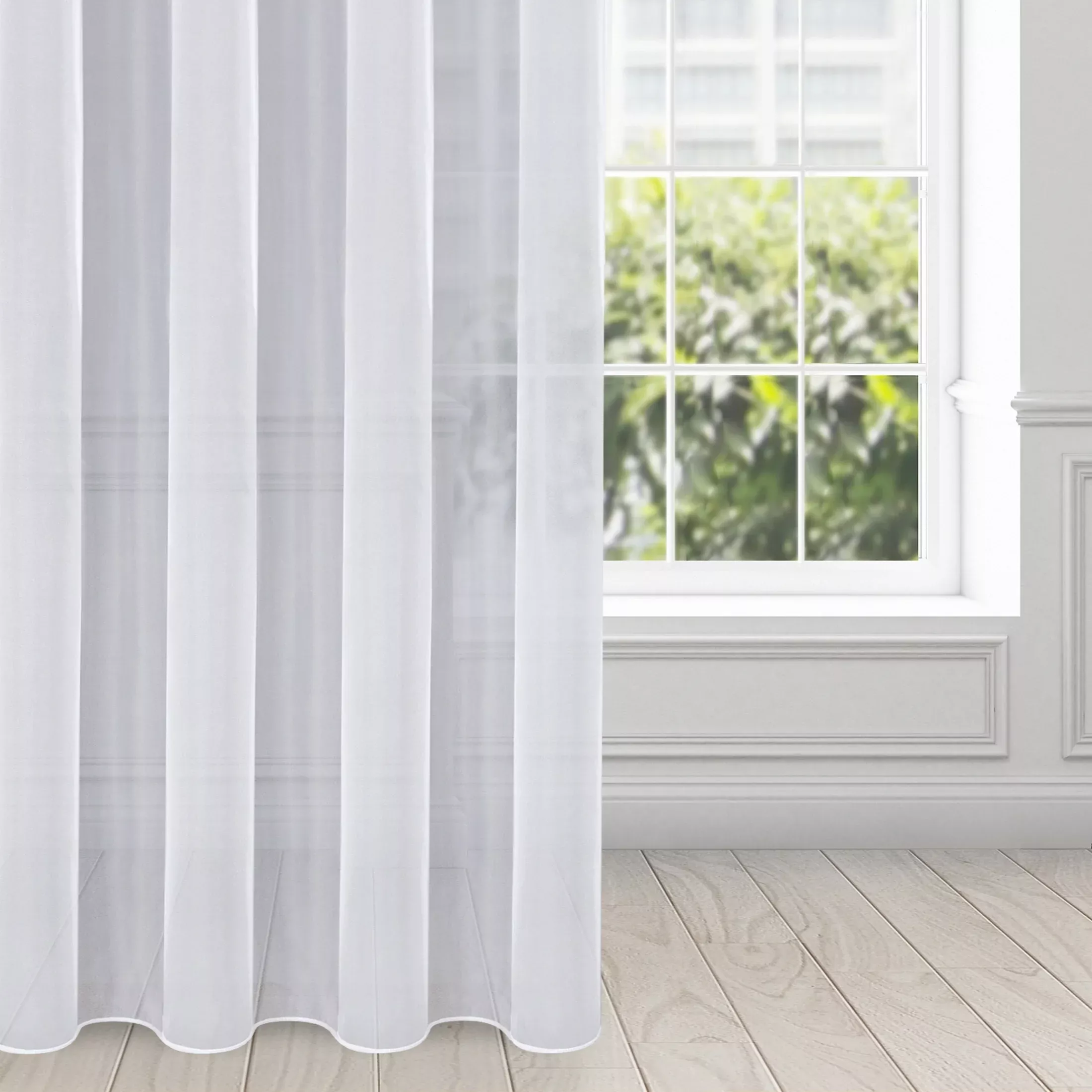 Firana biała z gładkiego mlecznego woalu wykończona szwem obciążającym VIOLET 500x270 cm taśma