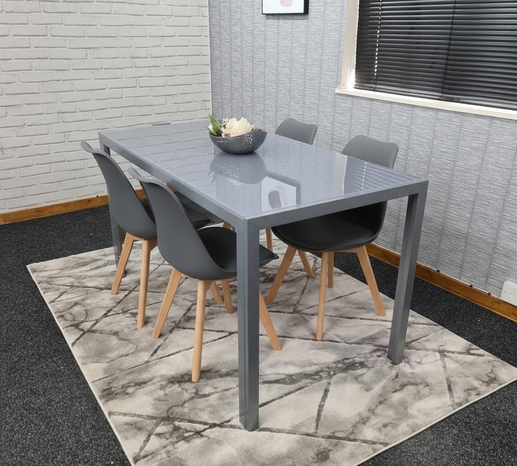 KOSY KOALA Modern Rectangle Grey Glass Dining Table Set With 4 Grey Metal Chairs