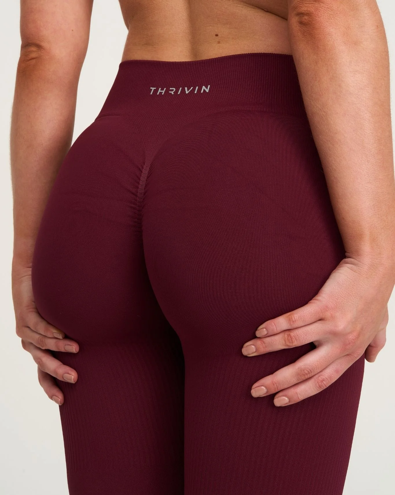 Elevate™ Sculpting Mid Waist Scrunch Leggings | Merlot