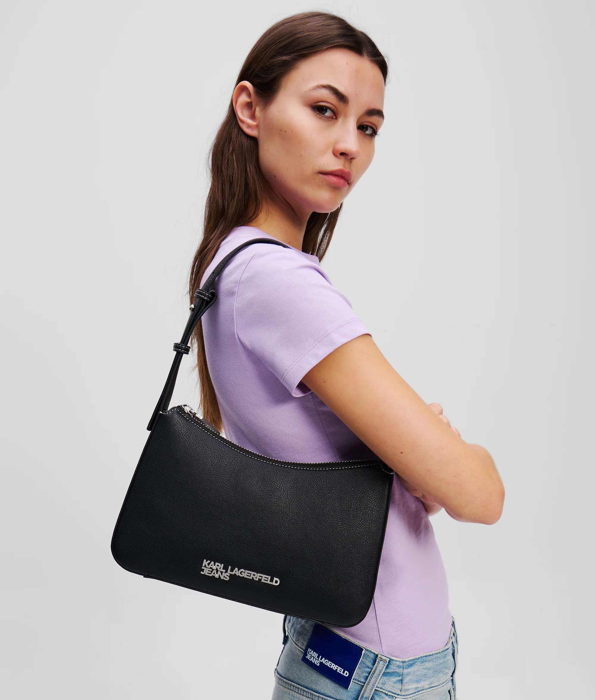METAL LOGO SHOULDER BAG