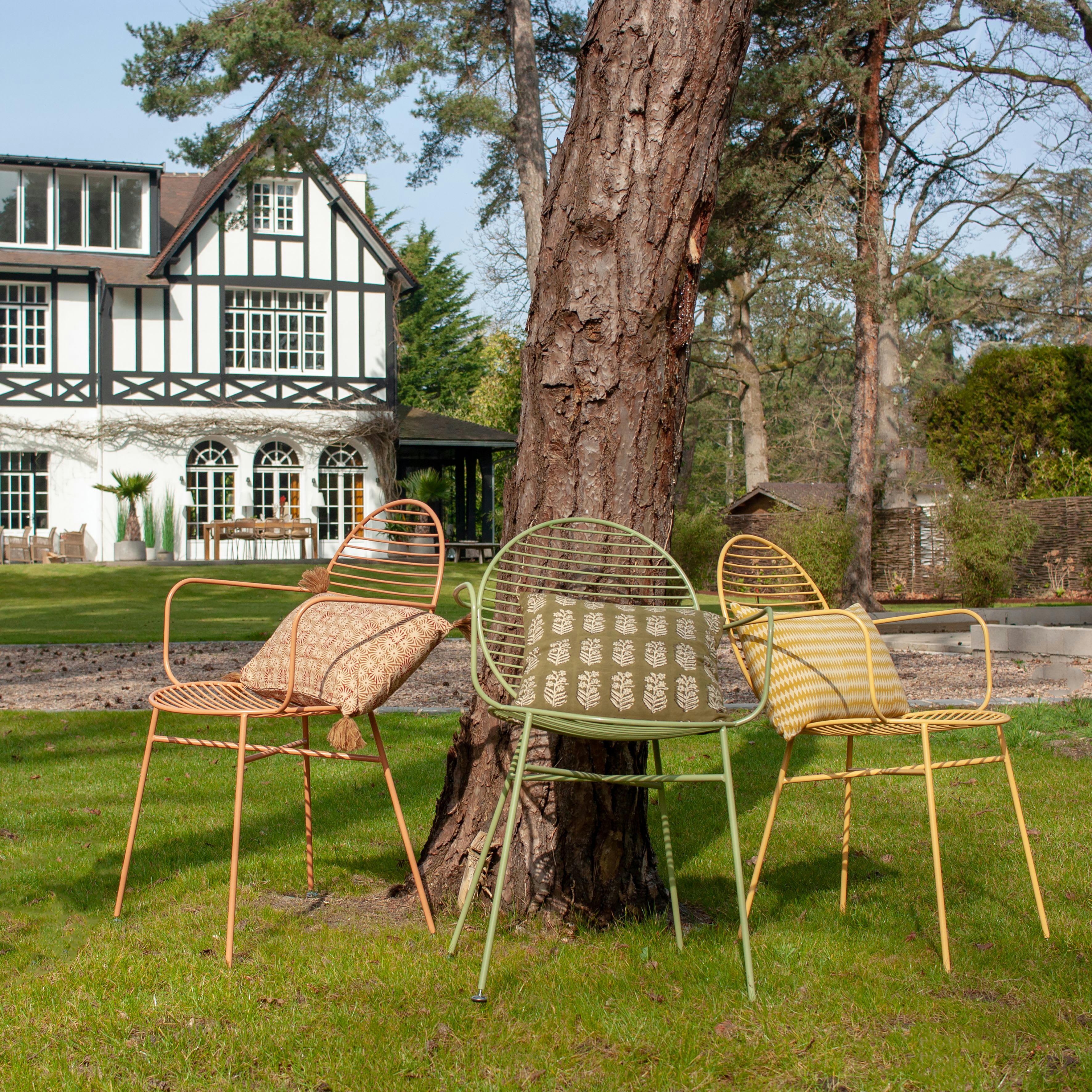MADISON - Lot de 2 fauteuils de table d'extérieur en métal jaune