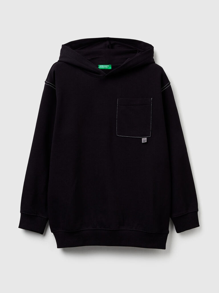 Oversized sweatshirt with bold print