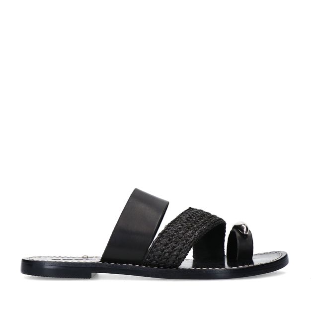Zwarte leren slippers met zilverkleurig detail