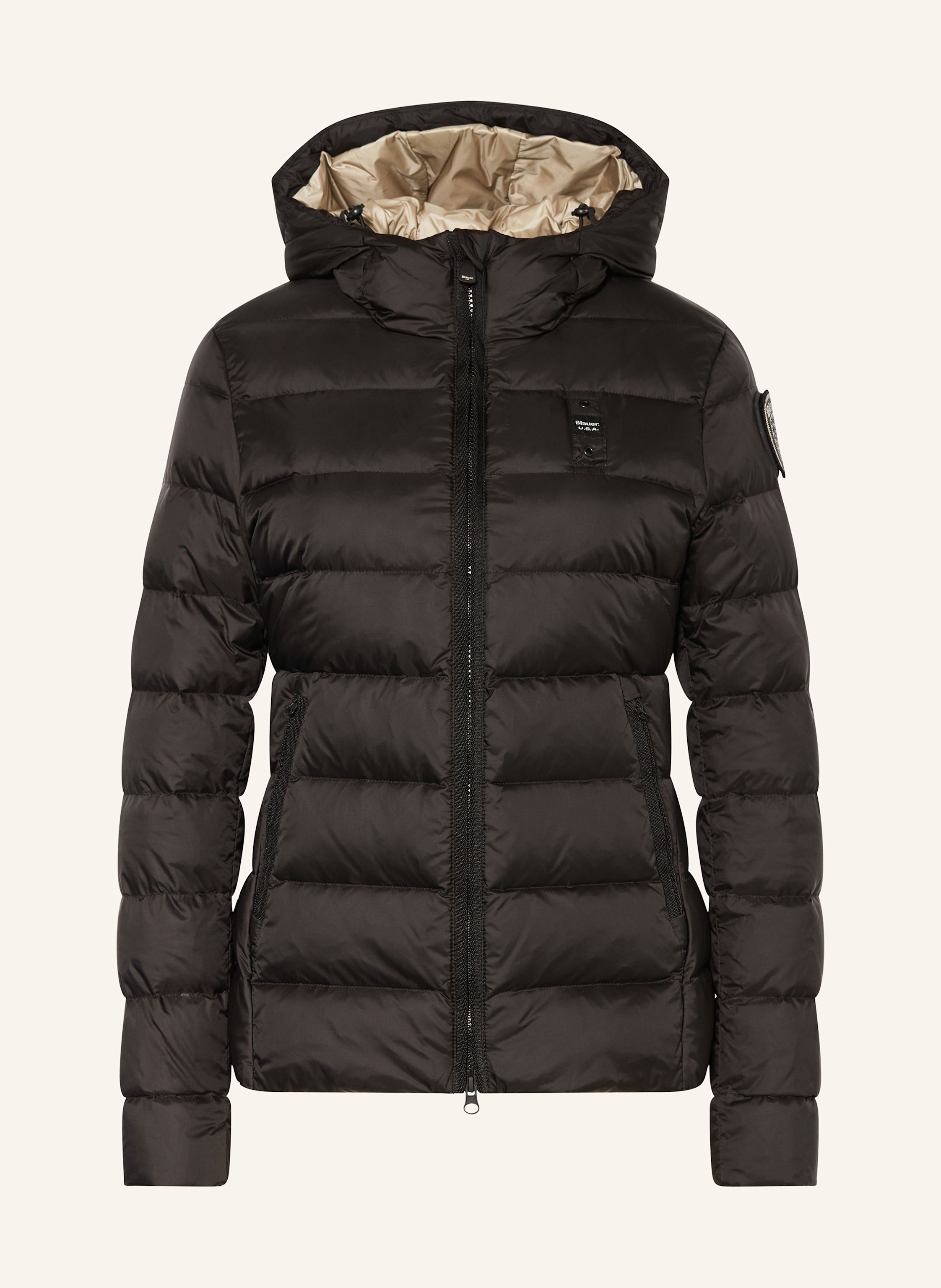Blauer Daunenjacke