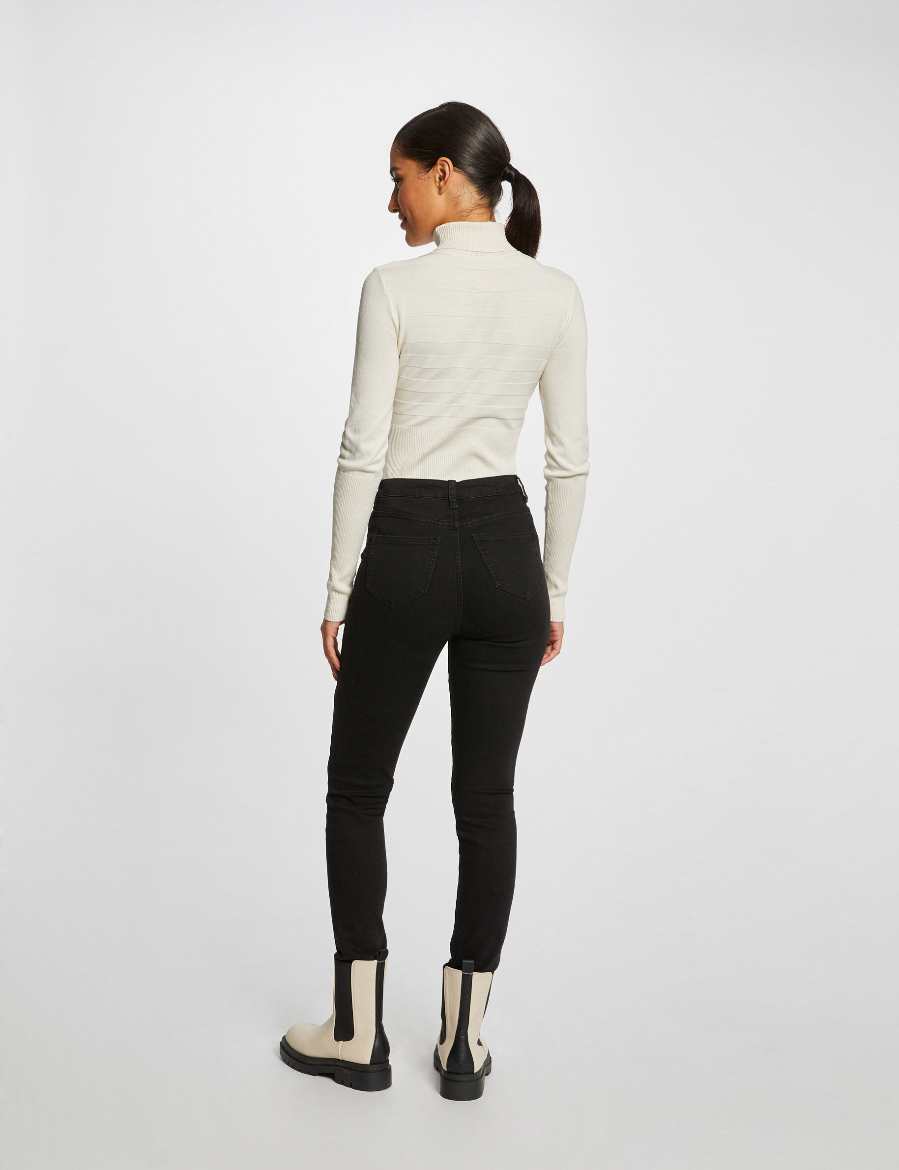 Long-Sleeved Jumper With Turtleneck Ivory Women