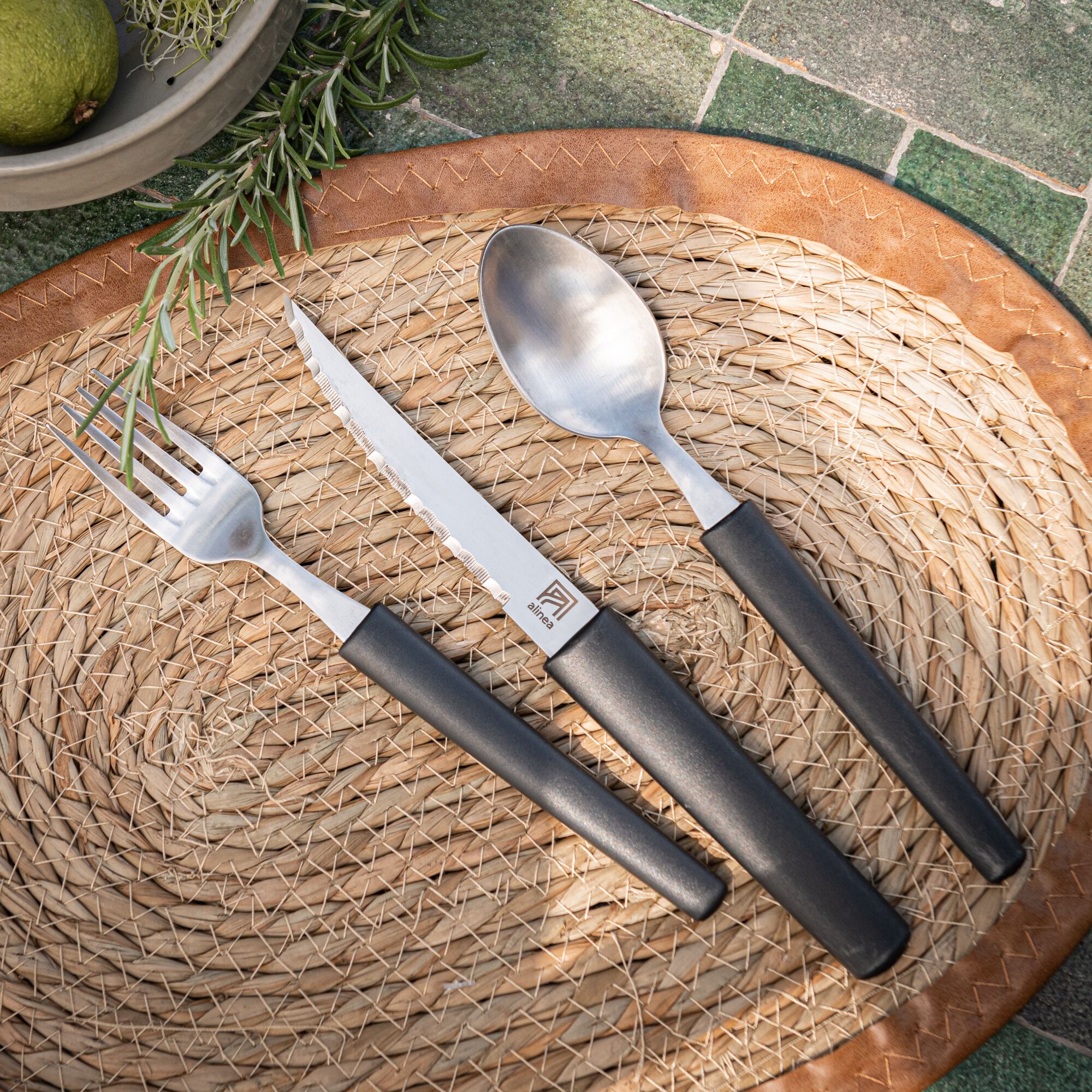 LINE - Cuillère à soupe en matière végétale 100% recyclable - noir