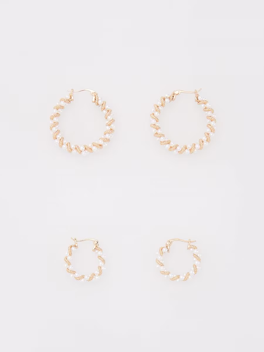 Hoop Earrings With Pearl Beads