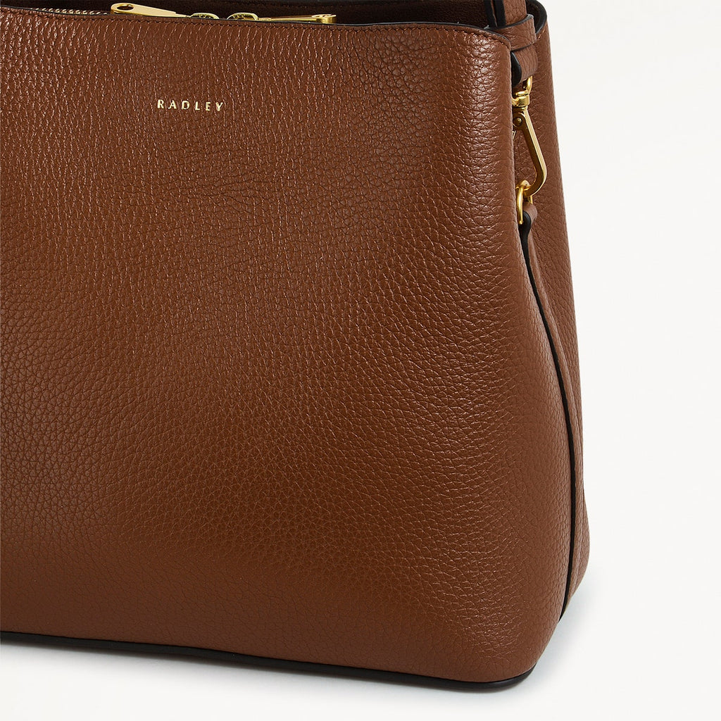 Dukes Place - Medium Compartment Crossbody