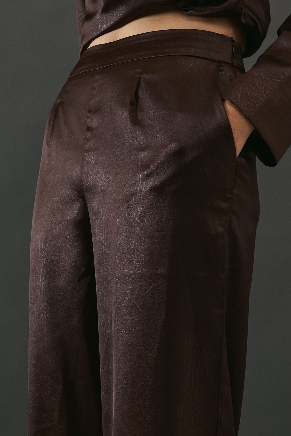 Warehouse Crackled Satin High Waisted Wide Leg Trouser