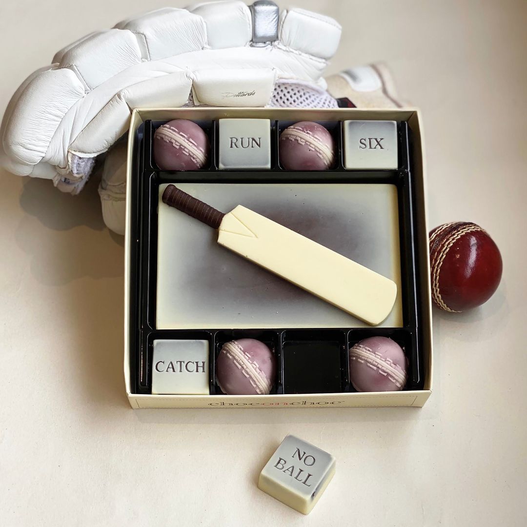 CHOC ON CHOC Chocolate Cricket Bat