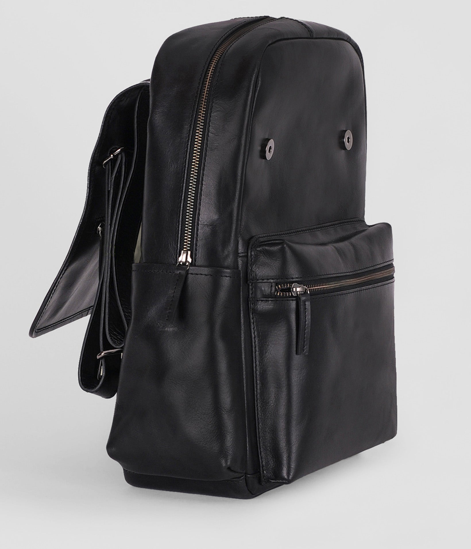 Aiden Leather Backpack With Large Front Pocket