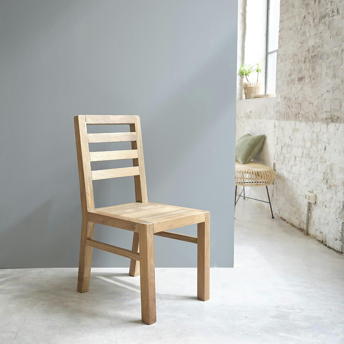 CARGO - Chaise en teck recyclé massif