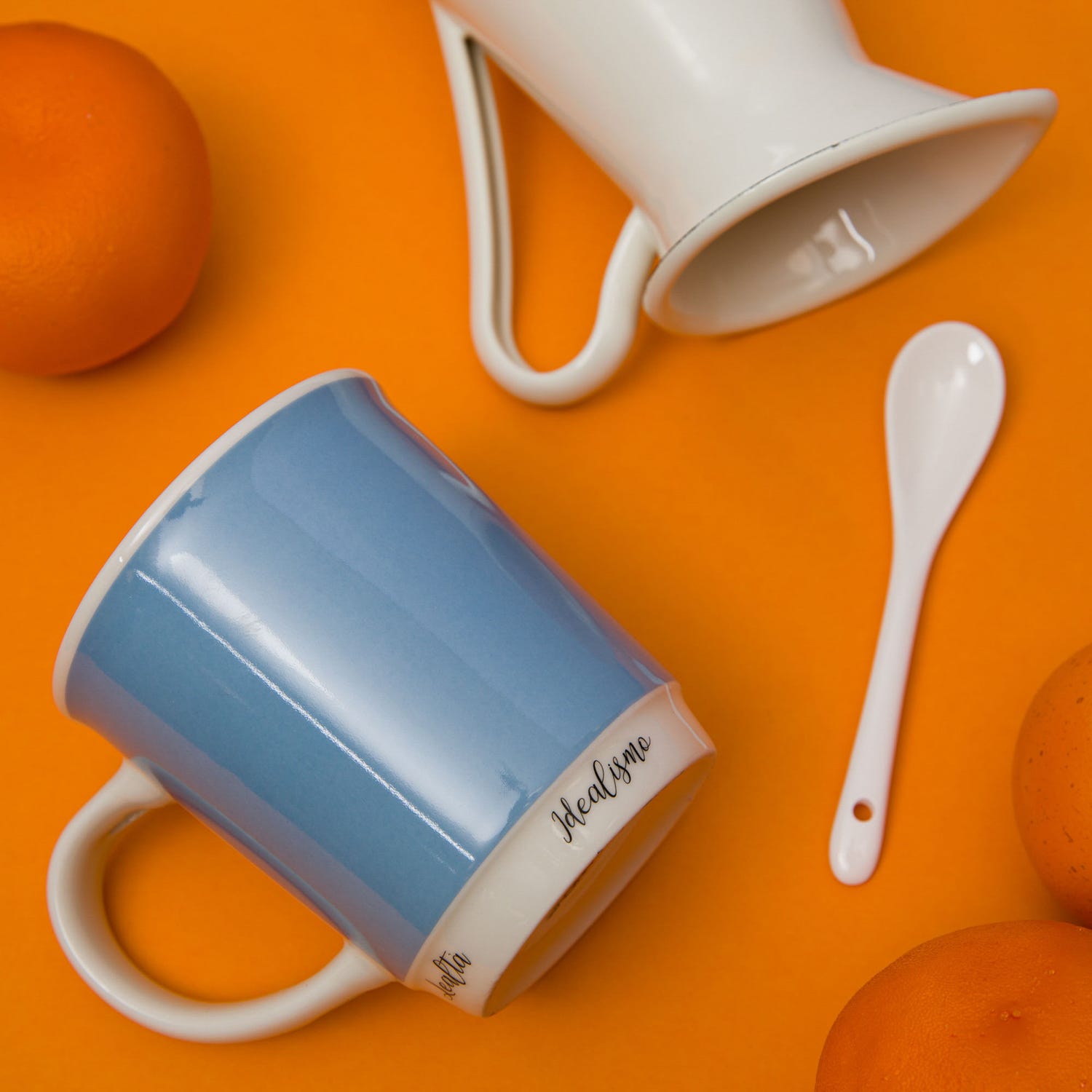 Mug azzurra 400 ml con cucchiaino