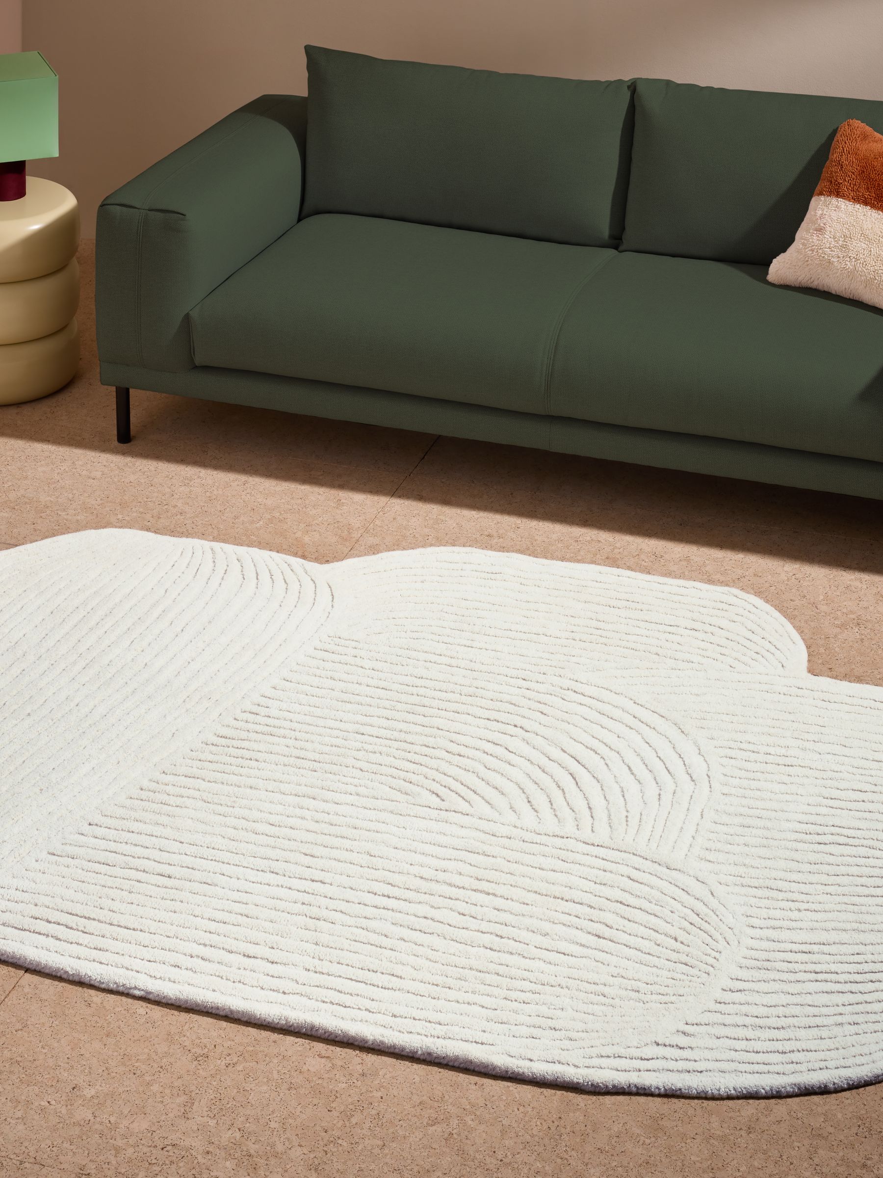 Casey Wool Tufted Rug in Natural