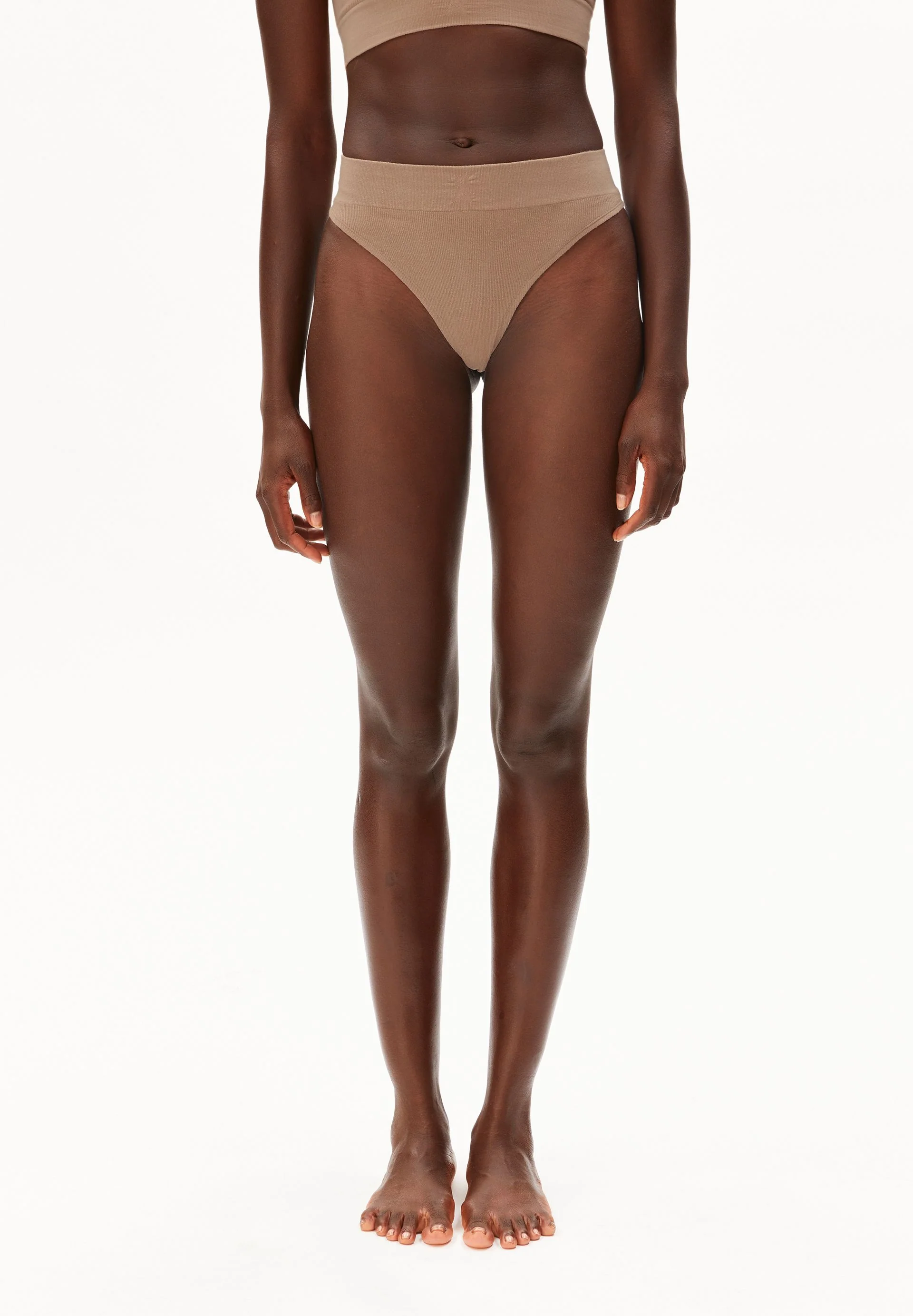 THONGAA SEAMAALA TANGA