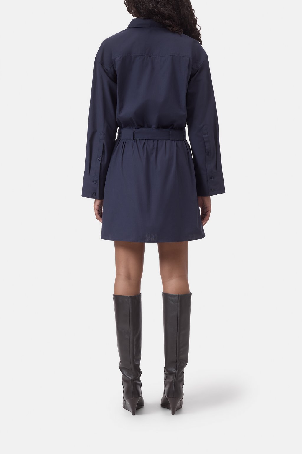 Blusenkleid mit Gürtel