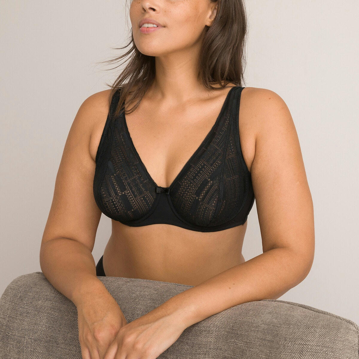 Soutien-gorge foulard en dentelle