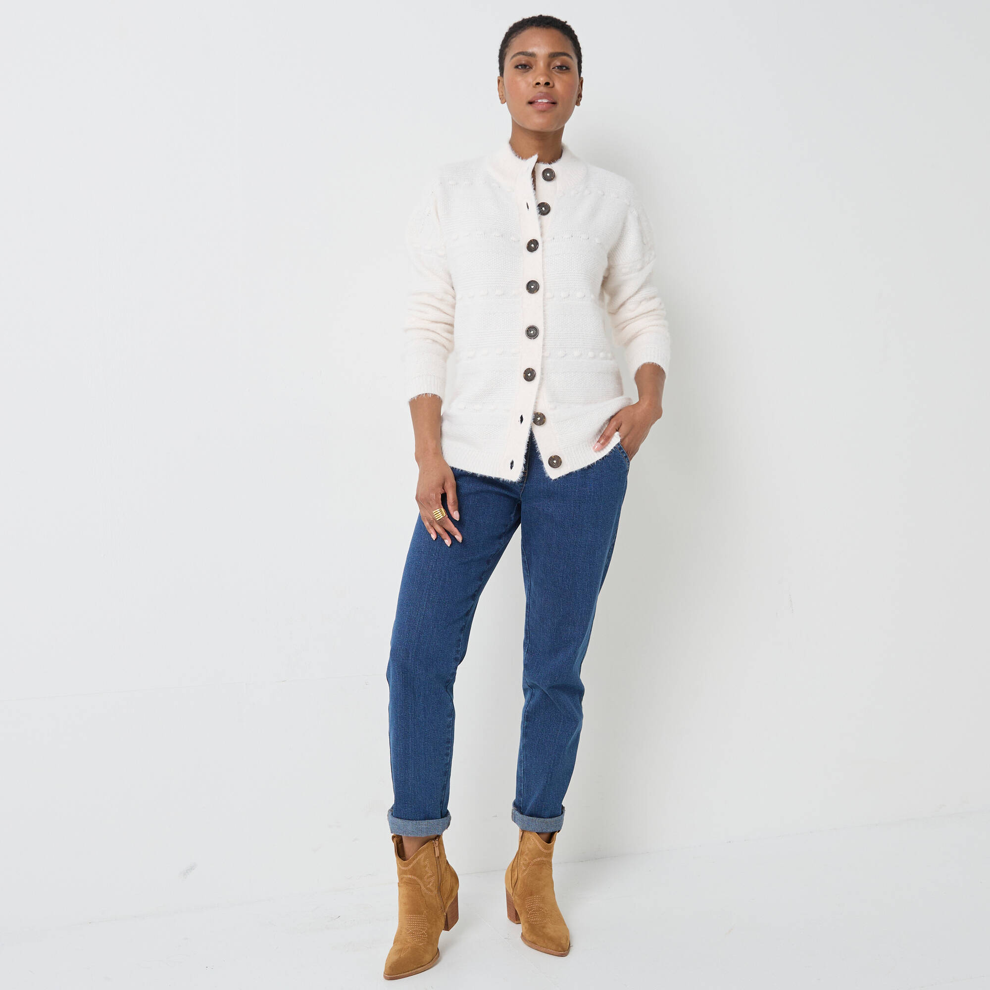 Cardigan boutonné maille poilue fantaisie
