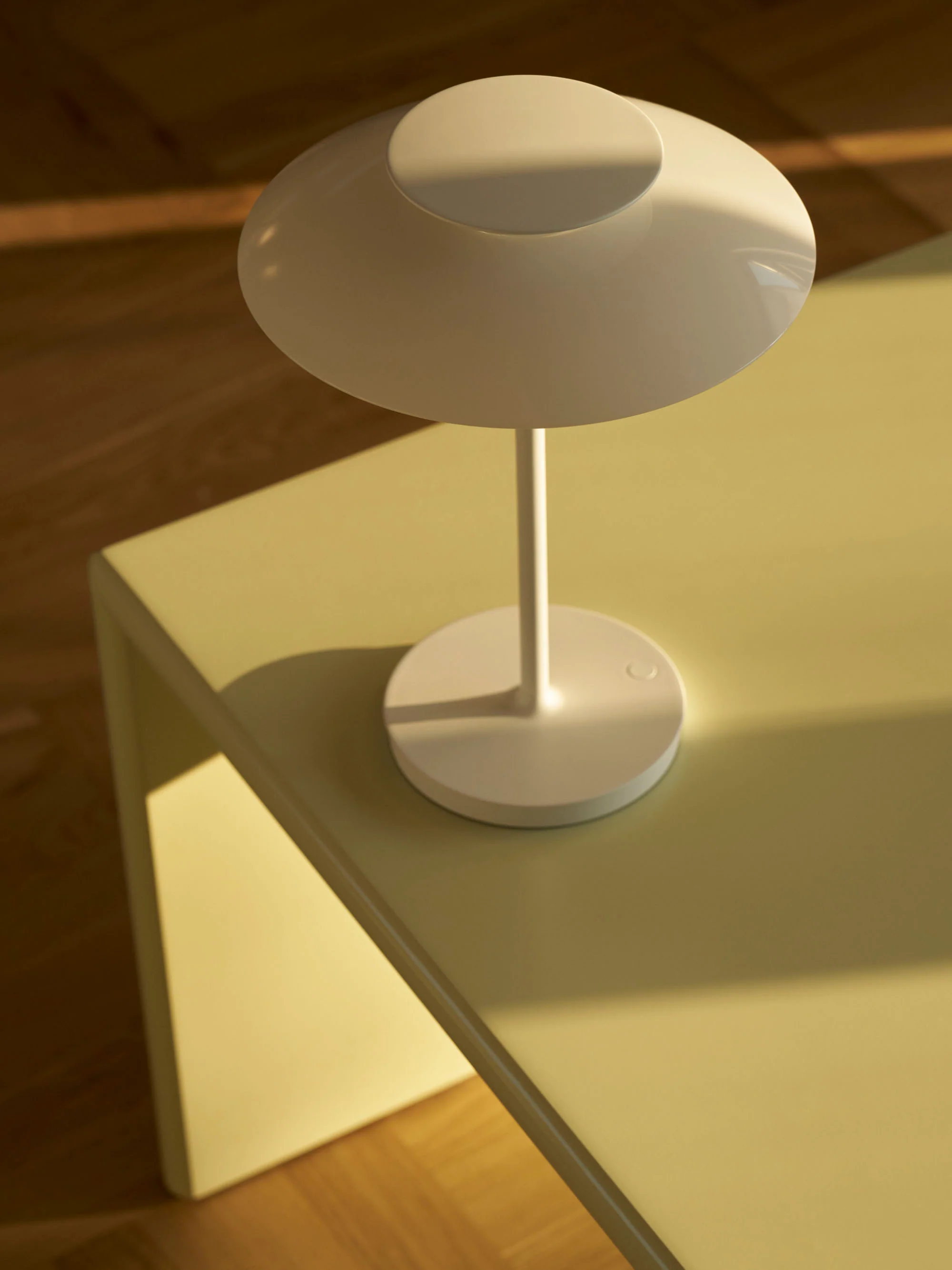 Kleine dimmbare mobile LED-Tischlampe PH 80